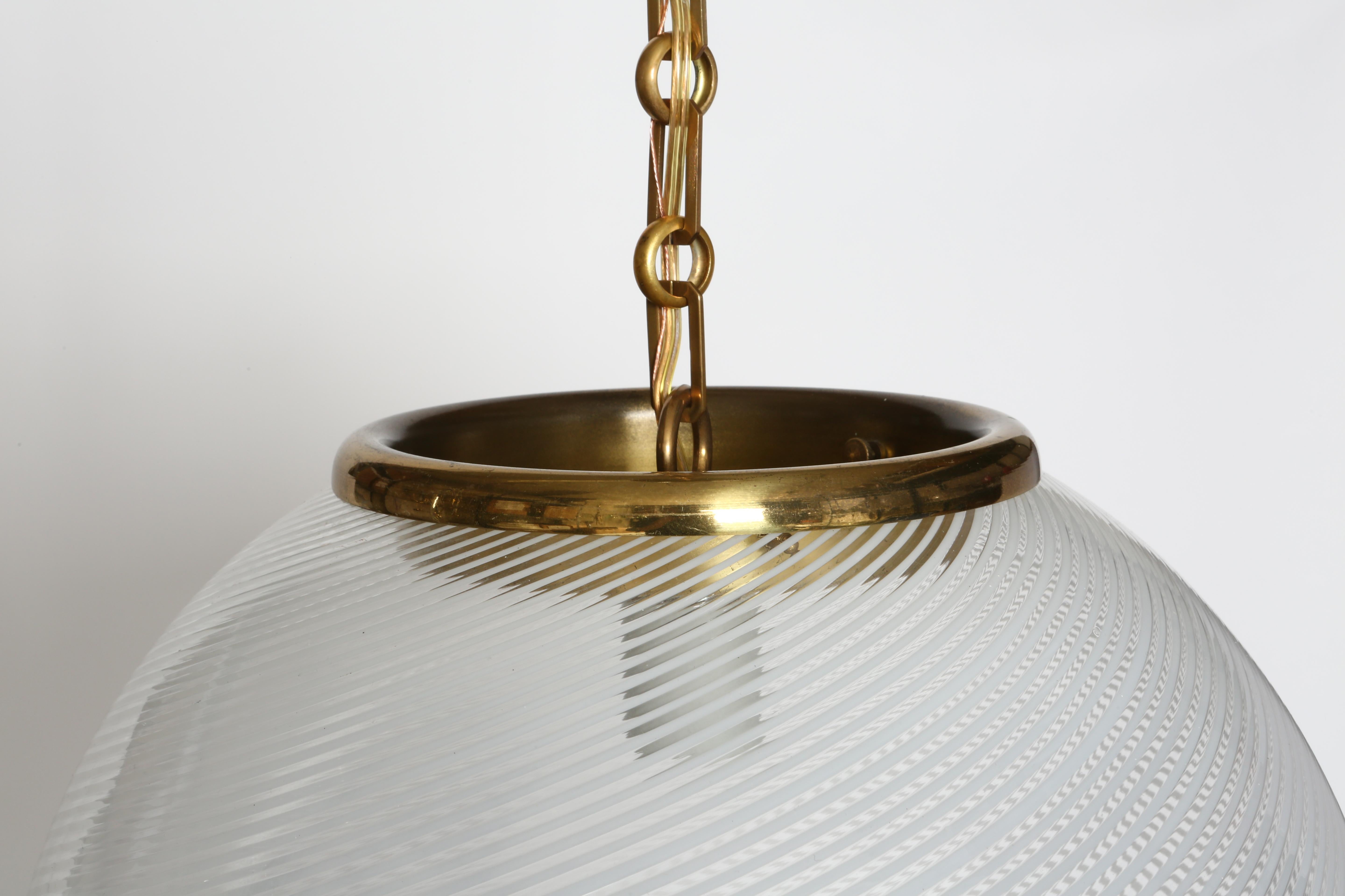 Colgante de techo de cristal de Murano, Italia circa 1960s en venta 10