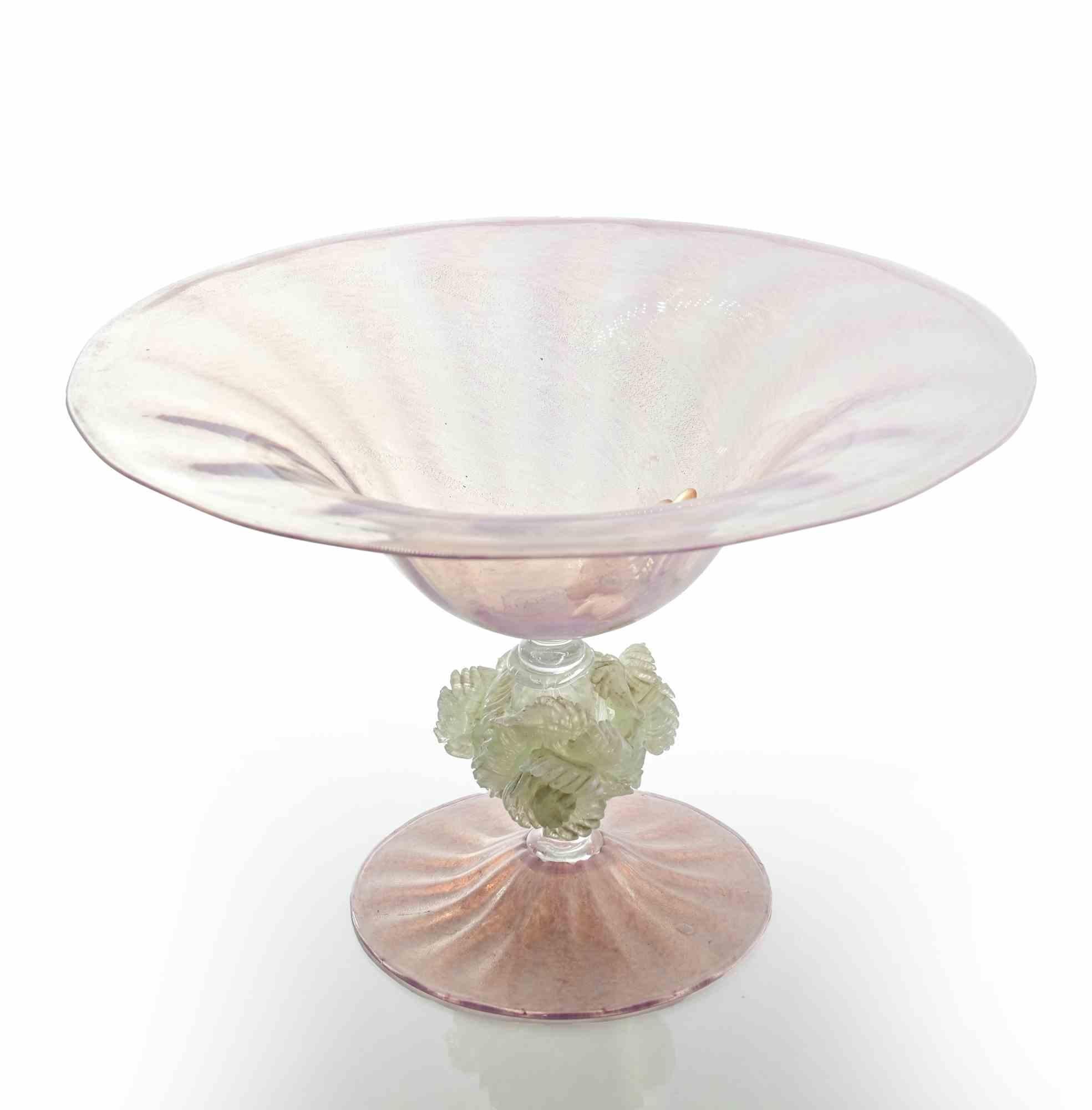 Centrotavola in vetro di Murano realizzato da Gianni Seguso negli anni Cinquanta.

Buone condizioni, ad eccezione di alcune crepe riparate.