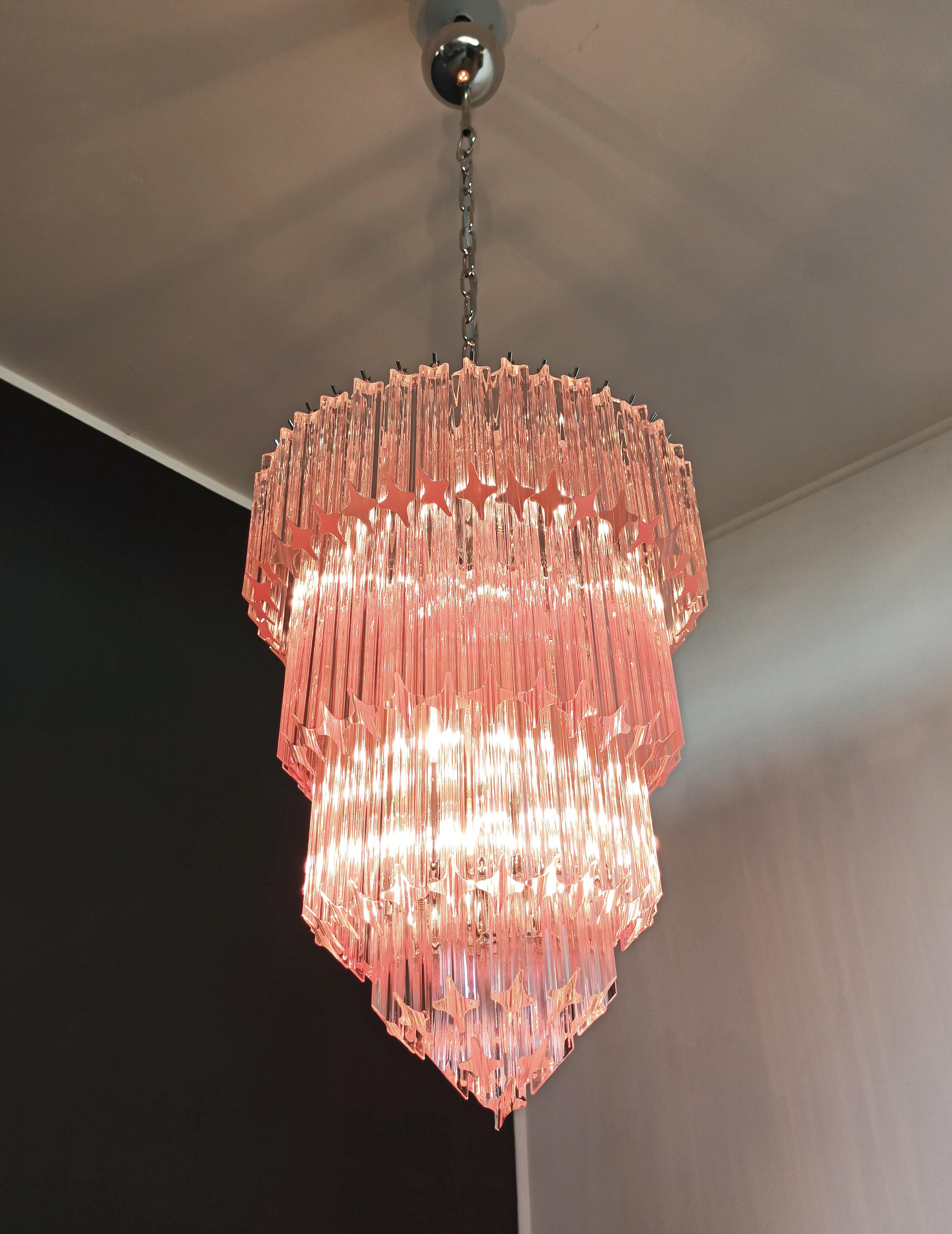 Lampadario in vetro di Murano, 112 Quadriedri rosa in vendita 8