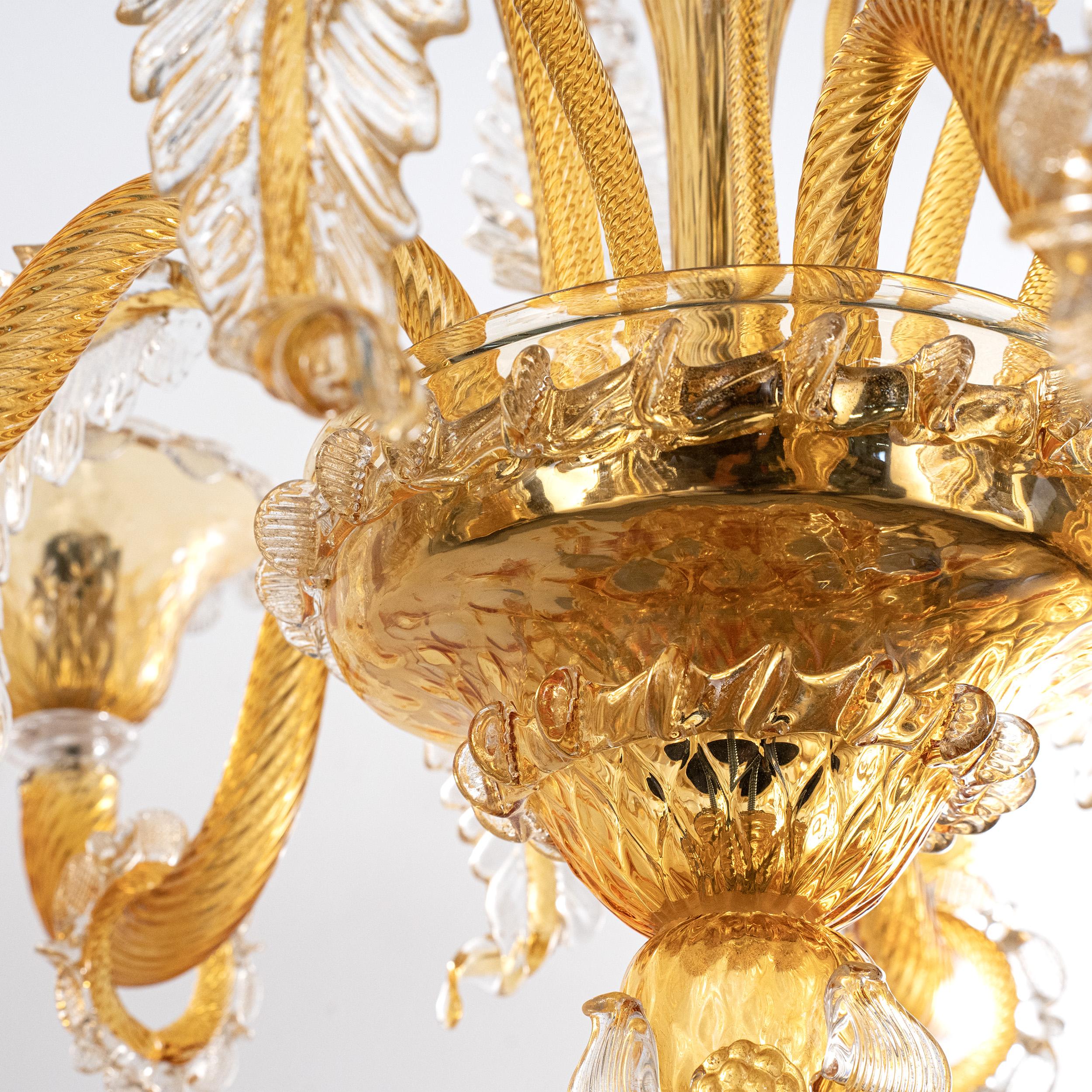 Lampadario in vetro di Murano ambrato e trasparente a 5 luci, Vintage Made in Italy in Stock in vendita 2