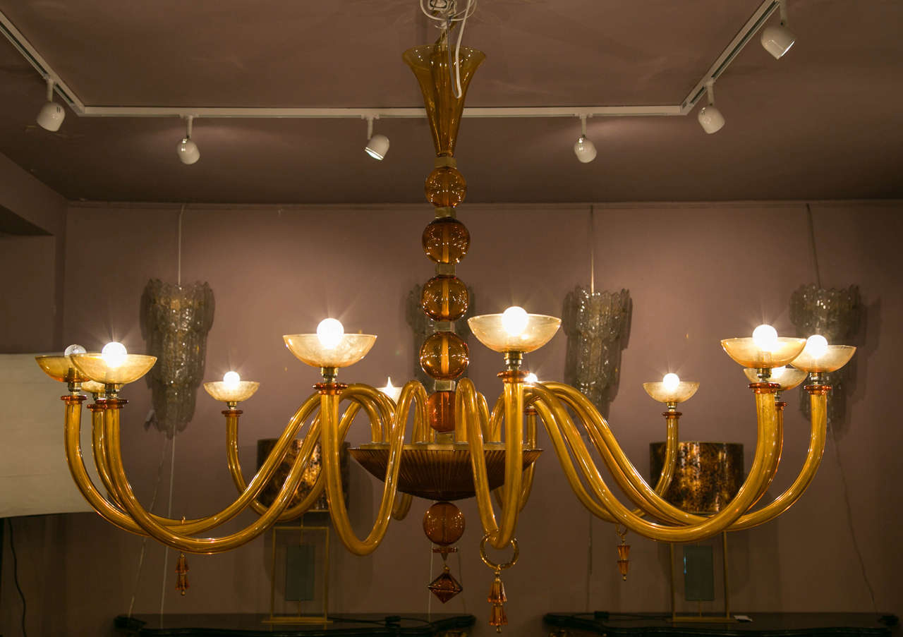 Important Murano glass chandelier, 12 arms, newly electrified.