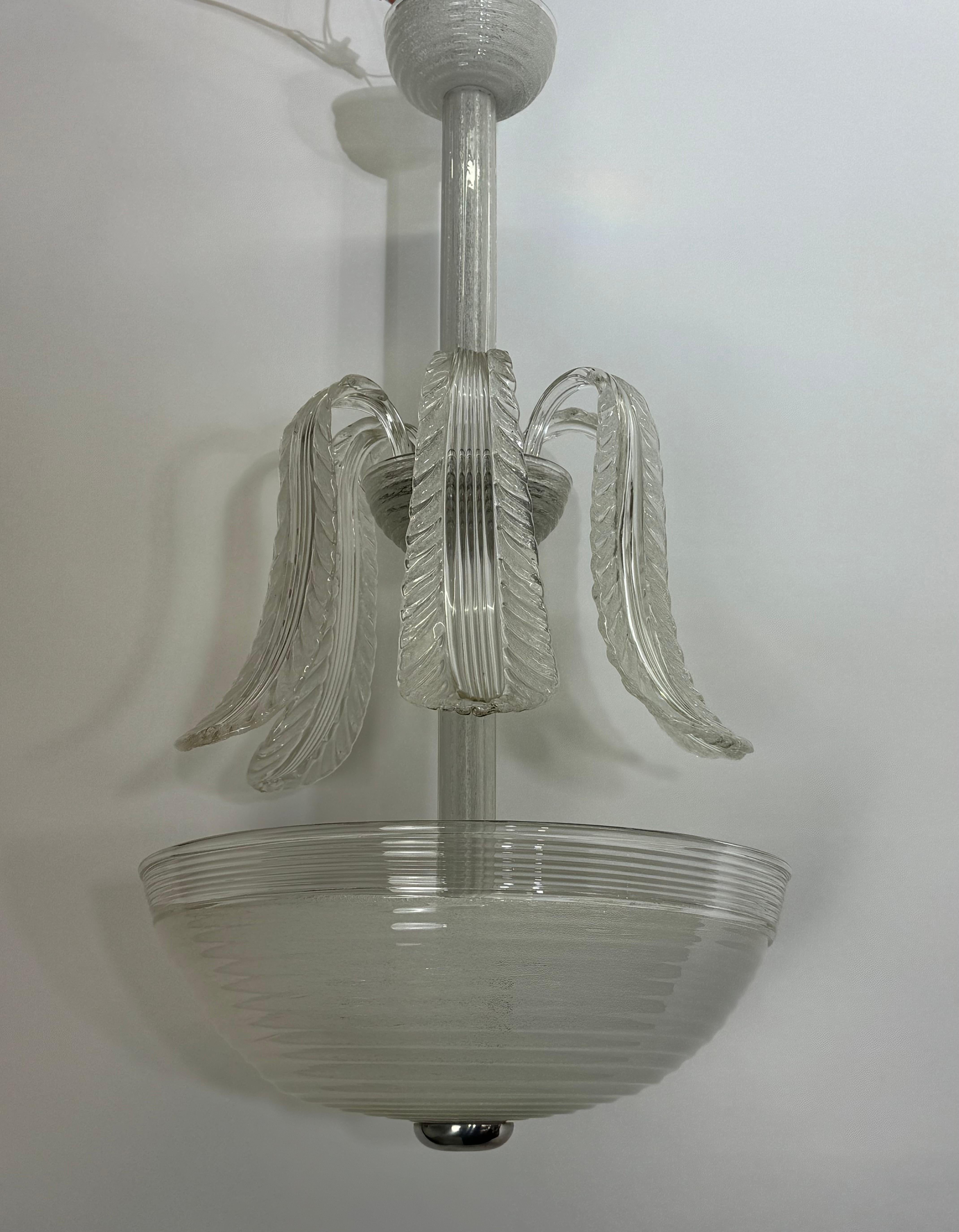 Italiano Lampadario in vetro di Murano attribuito a Seguso, metà del XX secolo in vendita