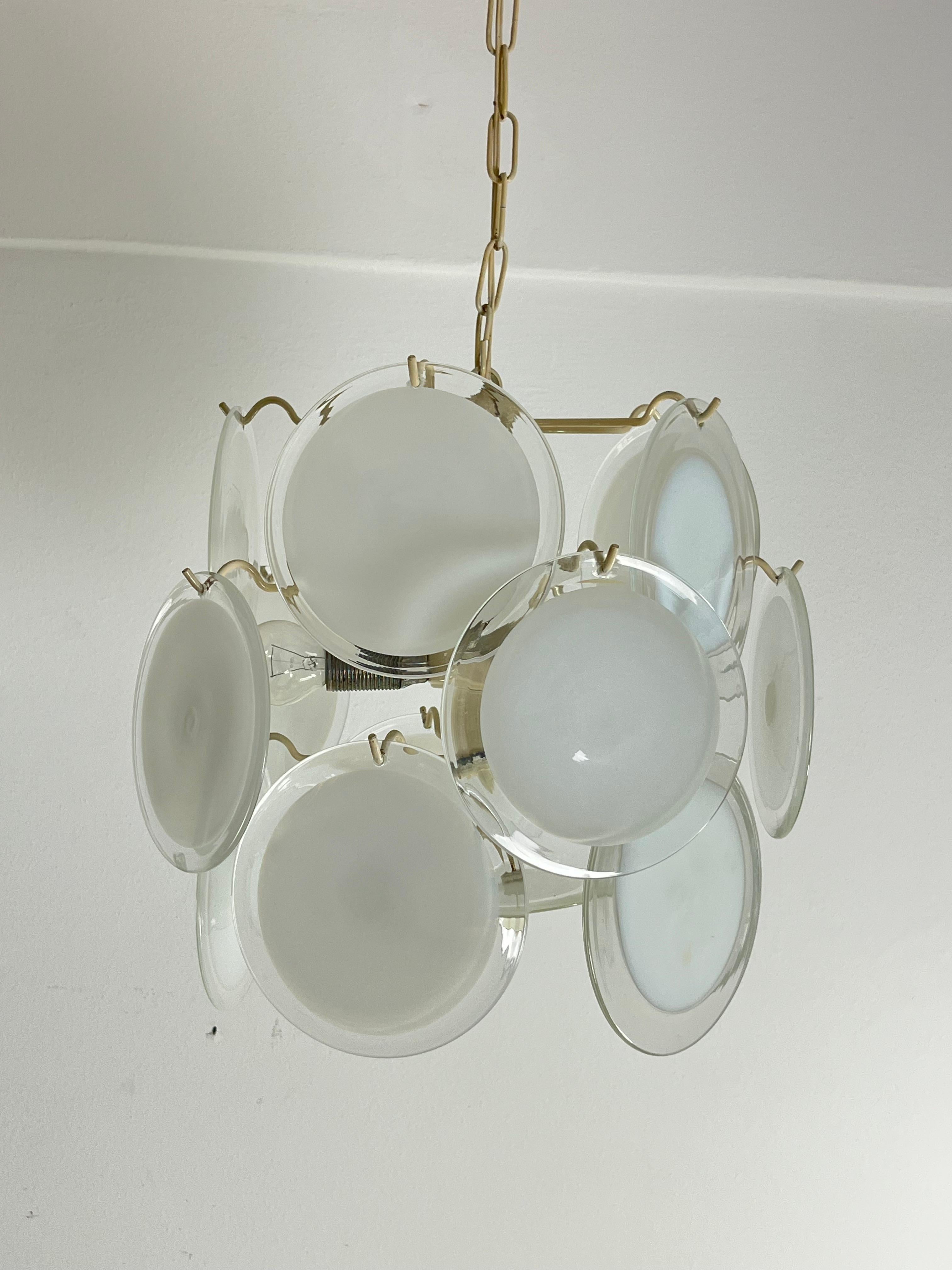 Murano glass chandelier attributed to Gino Vistosi 1960s
Three lights, e14 lamps.
Intact and in good condition. Painted metal structure.