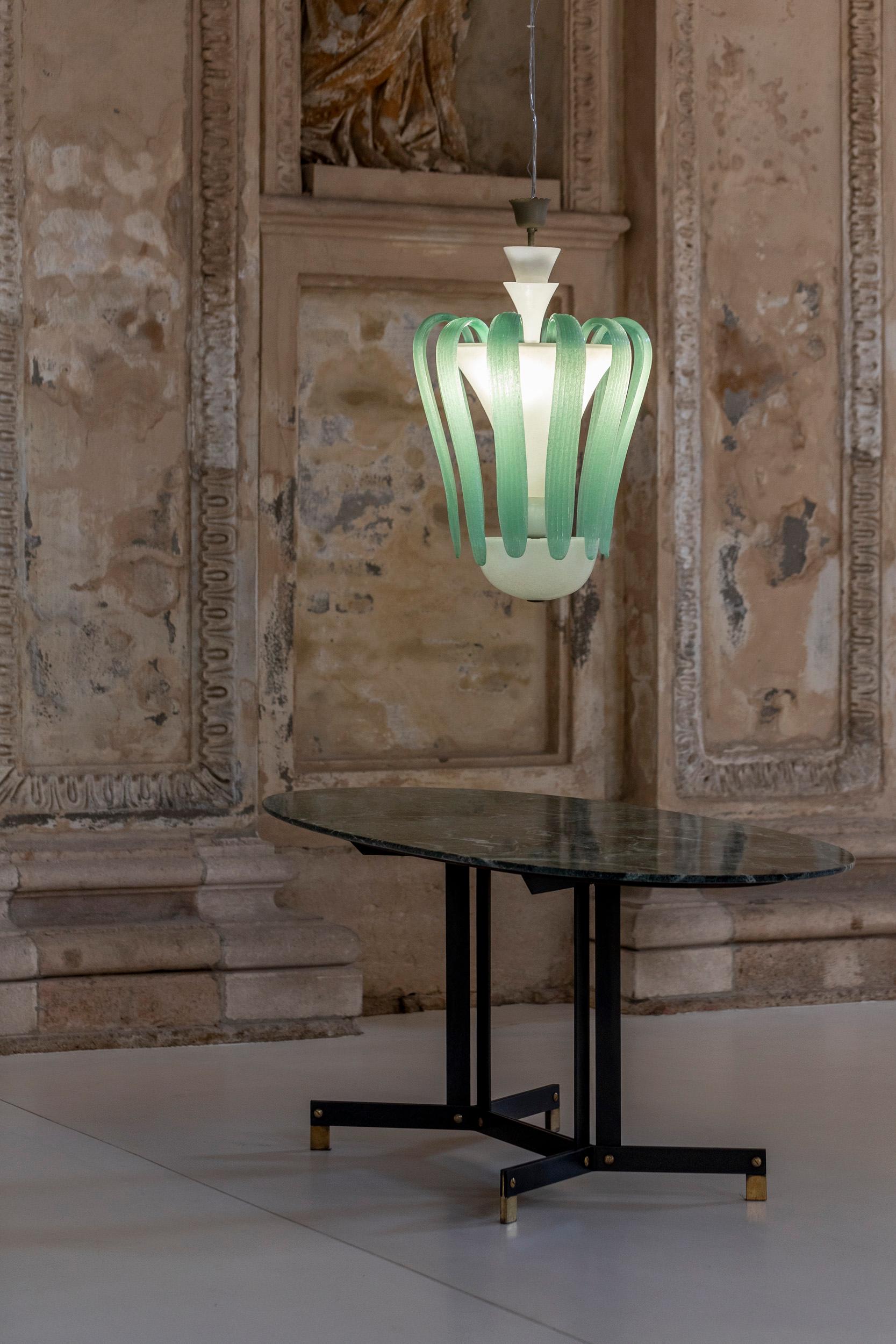 Murano Glass Chandelier Attributed to Tomaso Buzzi for Venini 4