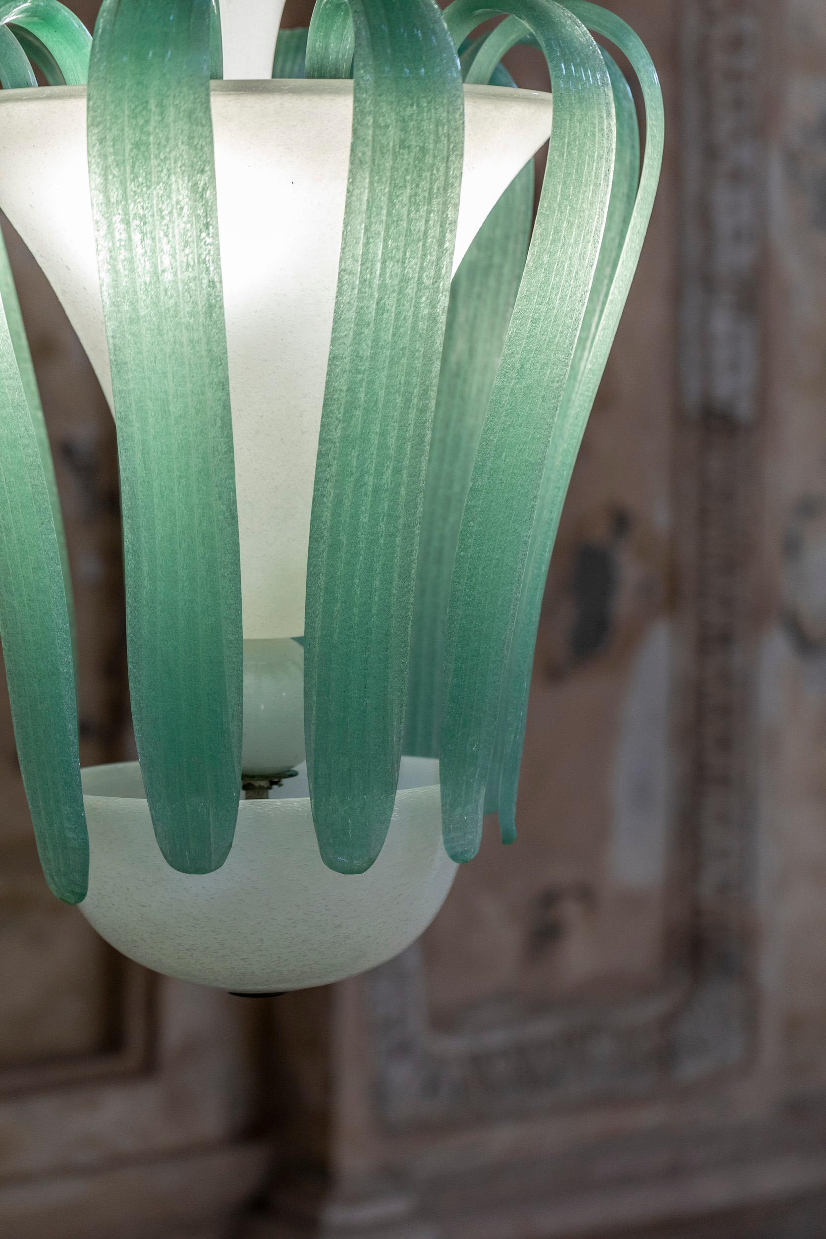 Murano Glass Chandelier Attributed to Tomaso Buzzi for Venini 10