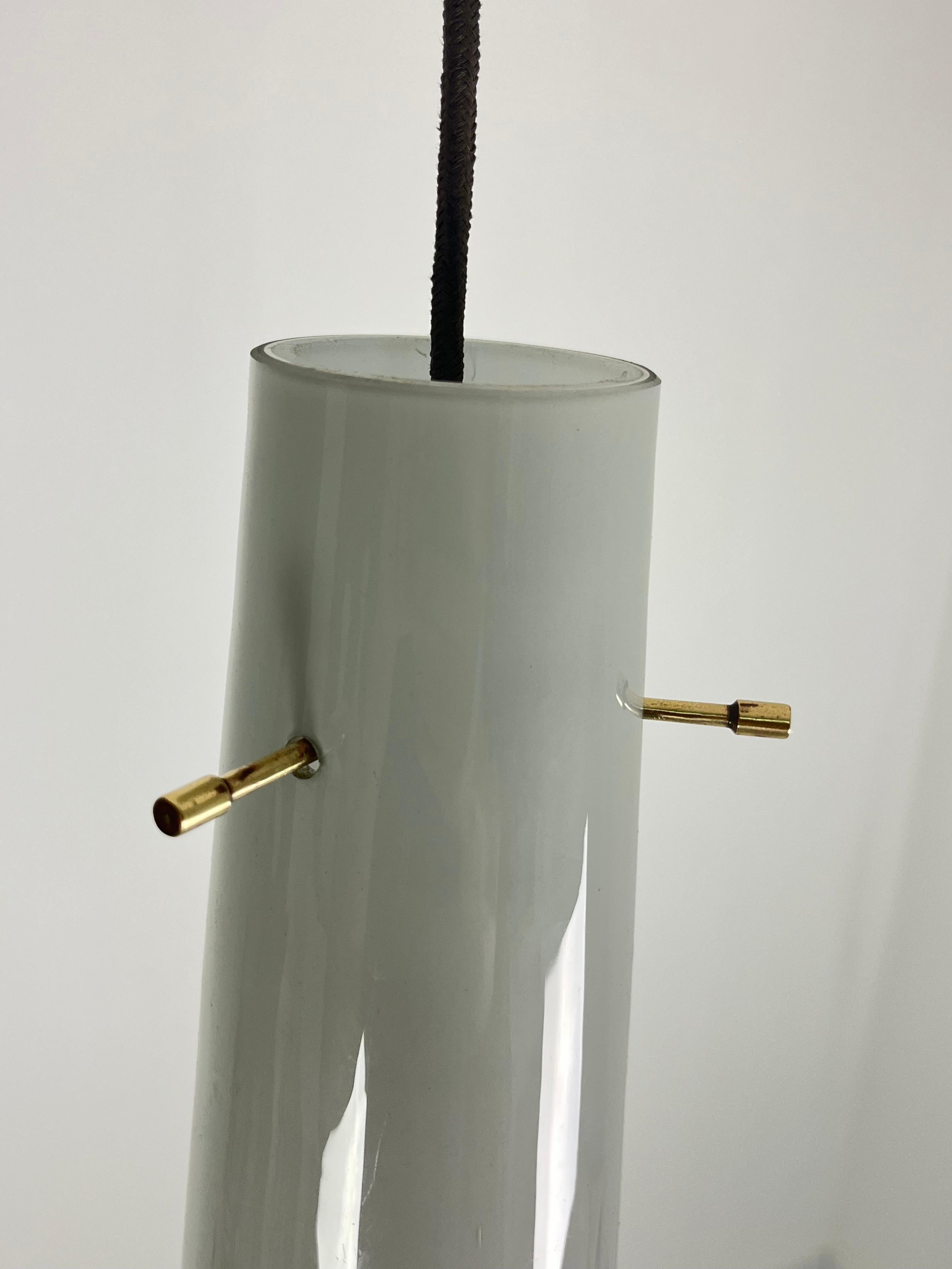 Murano Glass Chandelier attributed to Vistosi, Brass Elements, 1970s For Sale 2