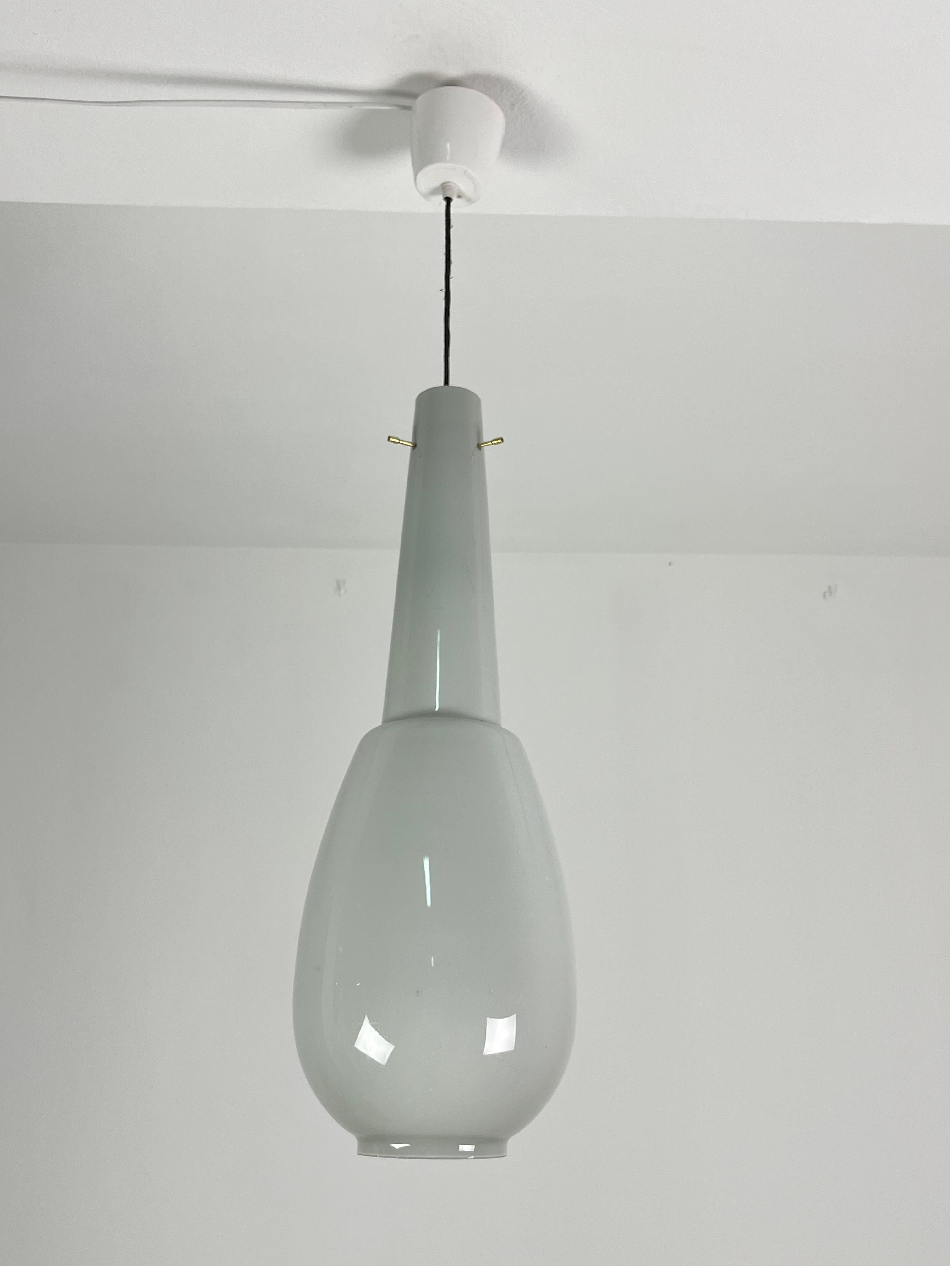 Murano Glass Chandelier attributed to Vistosi, Brass Elements, 1970s For Sale 3