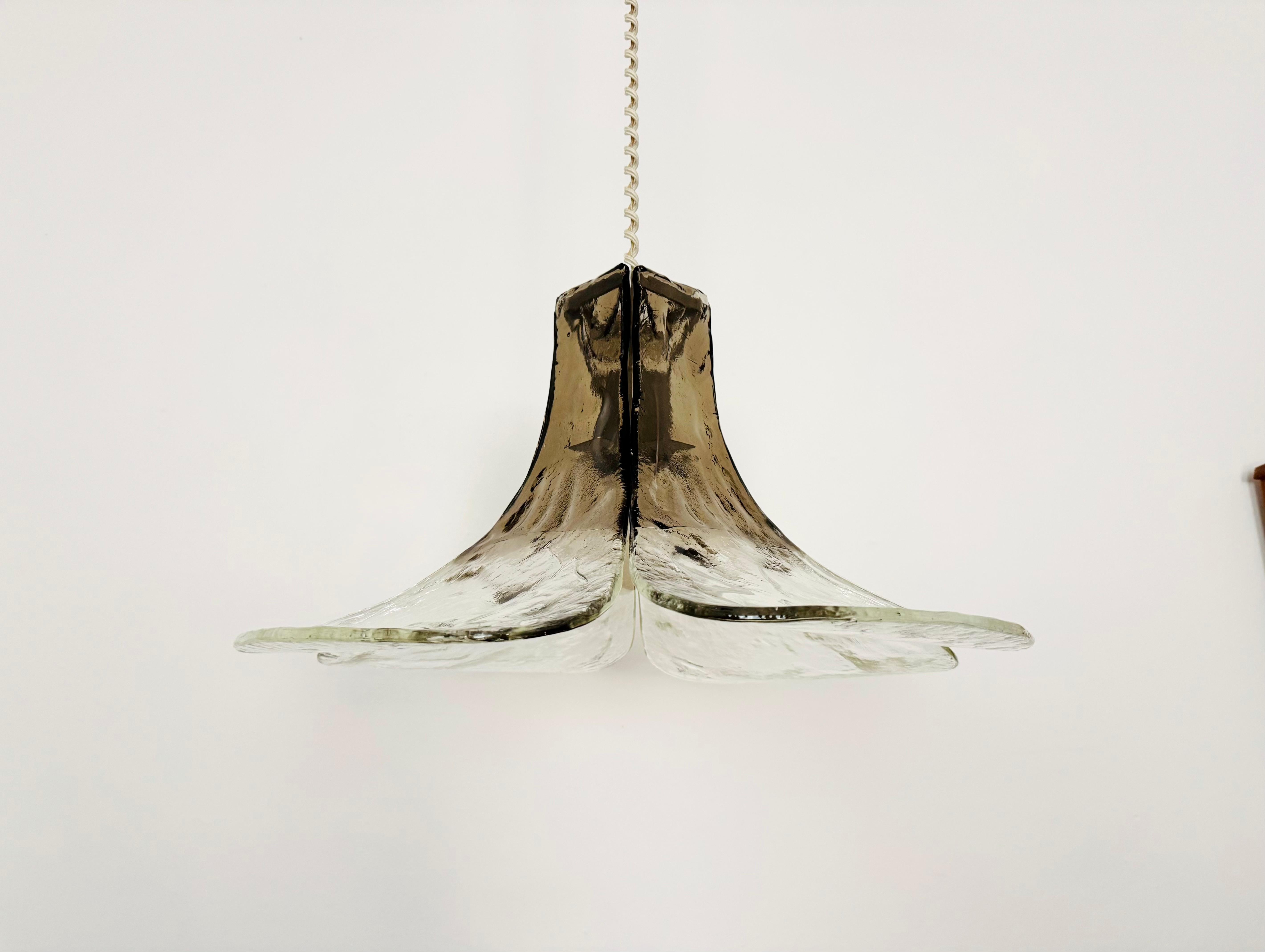 Lámpara de cristal de Murano de Carlo Nason para Mazzega mediados del siglo XX en venta