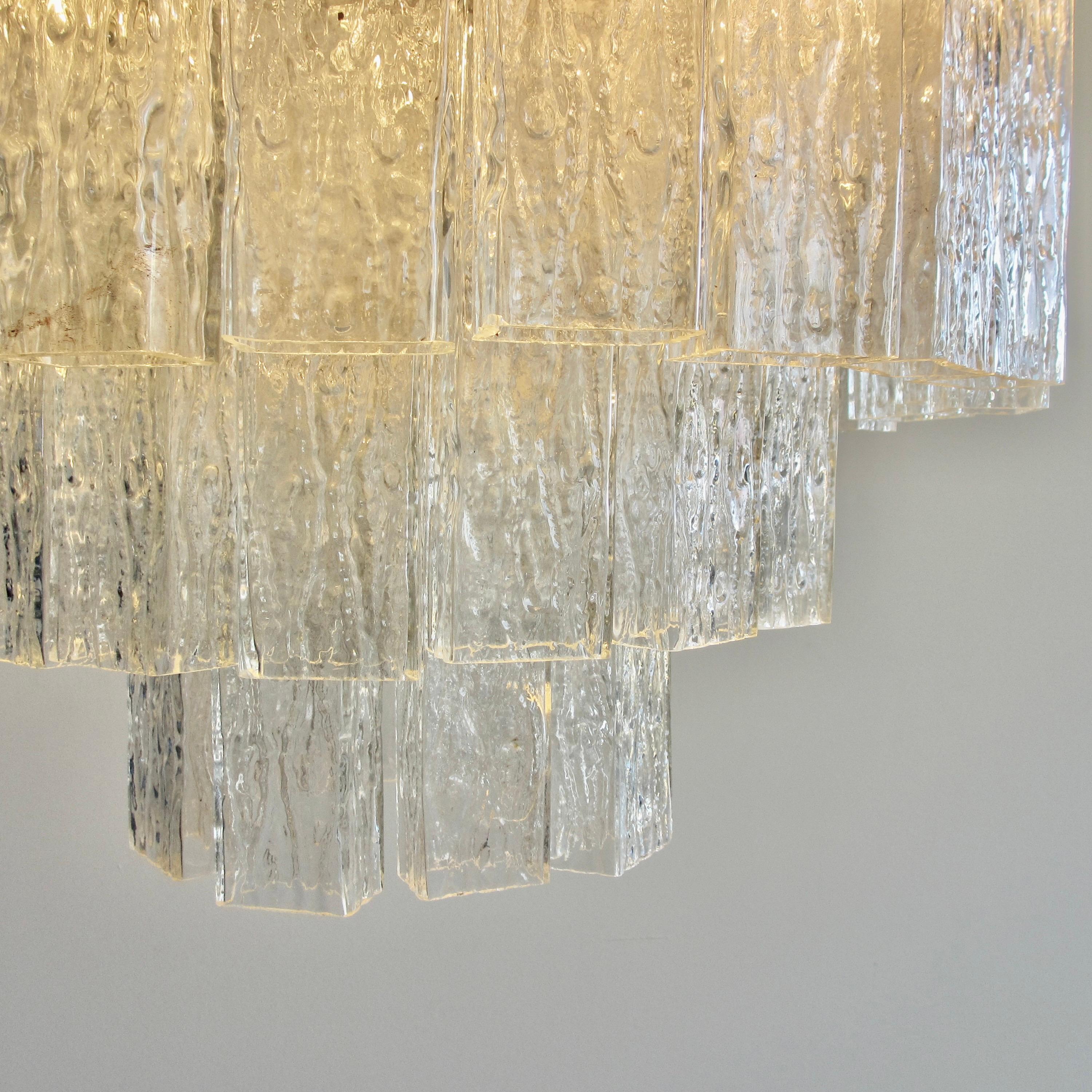 Murano Glass Chandelier by Fratelli Toso, 1960s In Good Condition In Berlin, Berlin