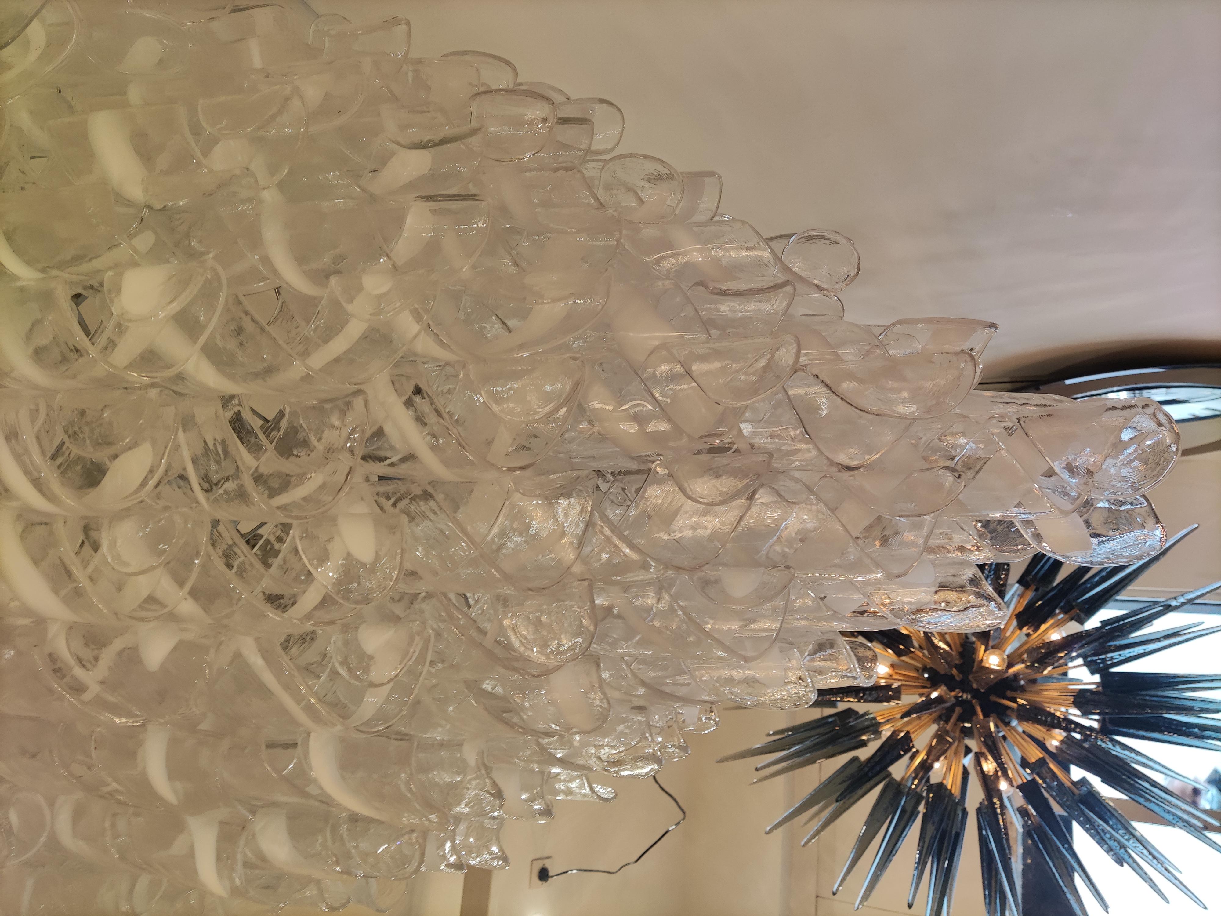 Muranoglas-Kronleuchter aus Chrom und Glas mit Anhängern im Angebot 7