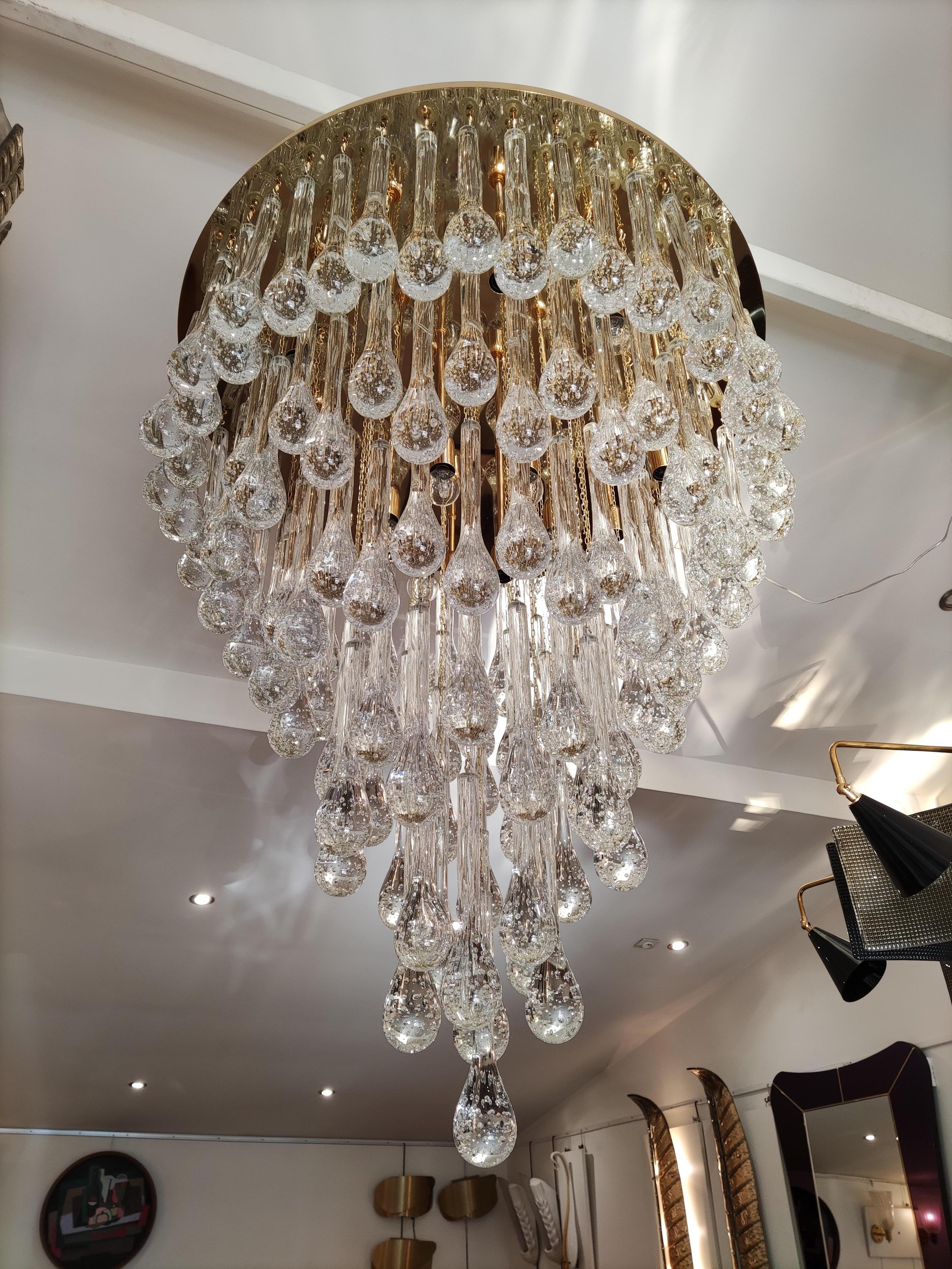 20th Century Murano Glass Chandelier Golden Brass and Crystal Drops For Sale