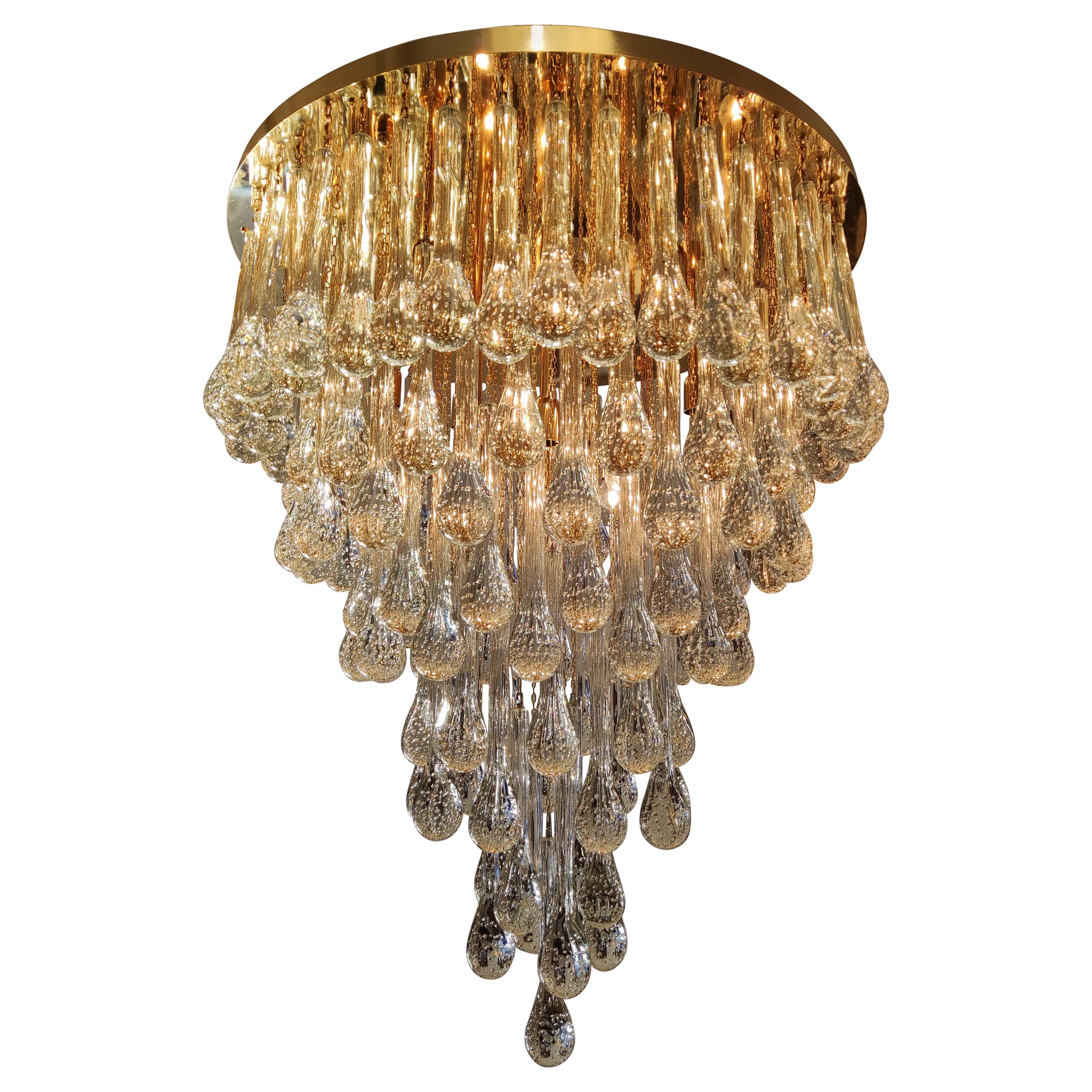 Murano Glas Kronleuchter Goldenes Messing und Kristalltropfen im Angebot