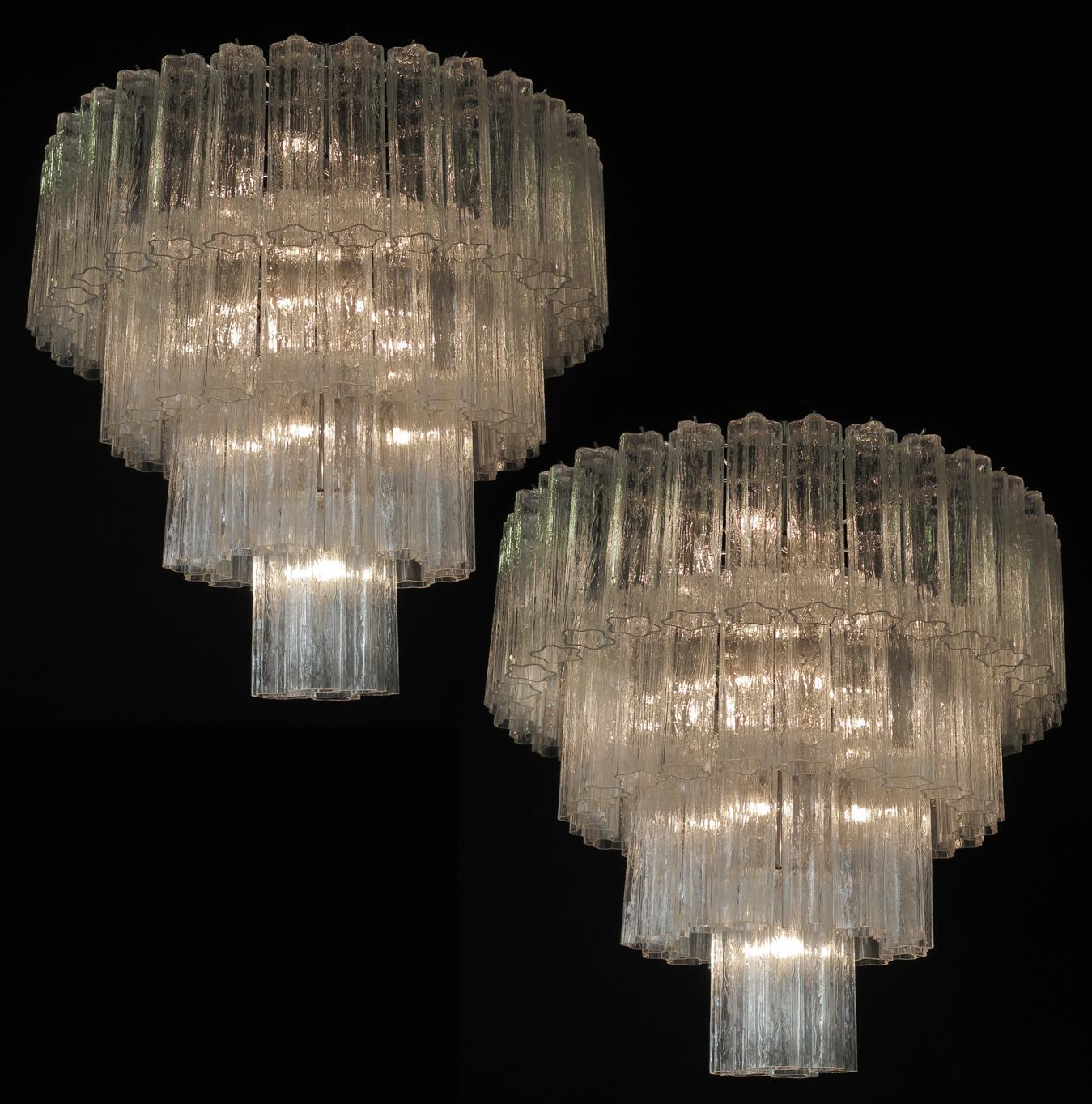Murano Glass Chandelier in the of Style Toni Zuccheri for Venini In Excellent Condition For Sale In Budapest, HU