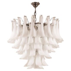 Murano glass chandelier in white and translucent glass. Contemporary