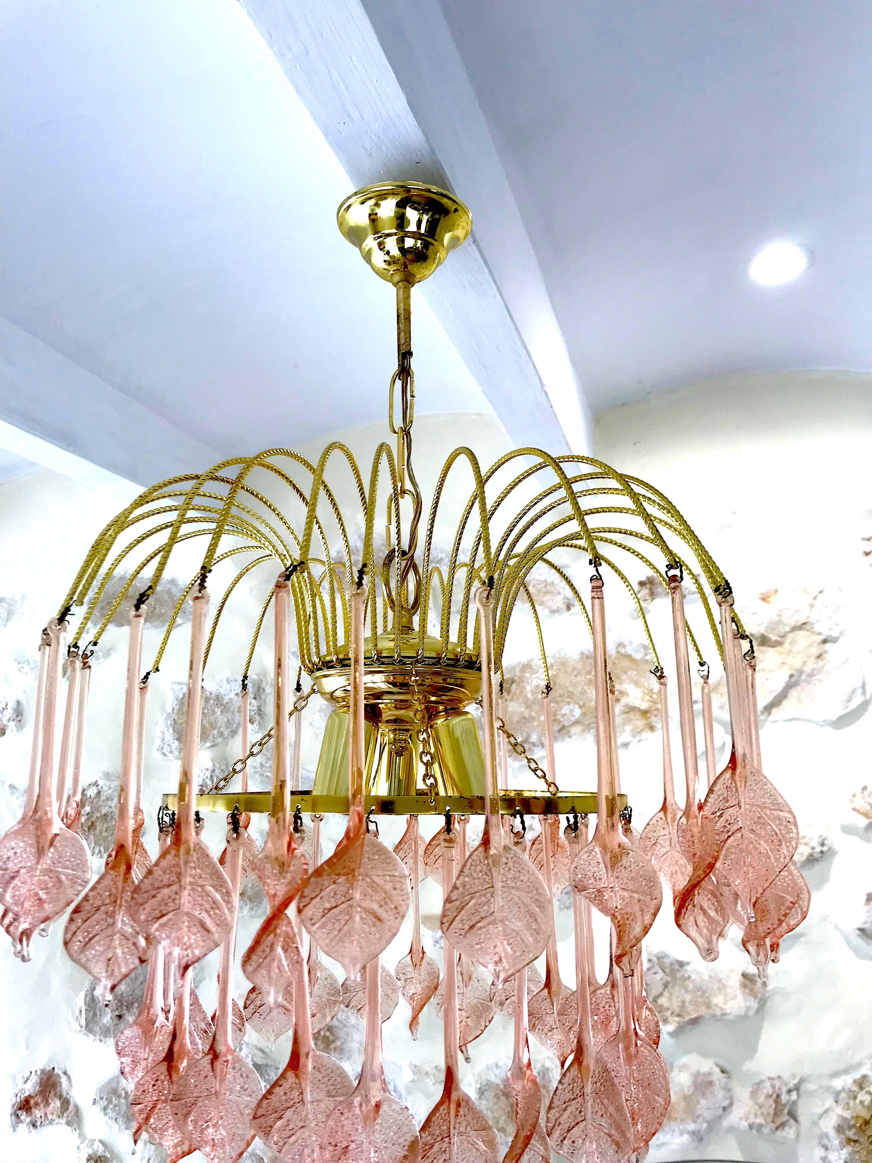Murano mid-century Chandelier glass Pink Blossom Gilt Frame, 1970s In Excellent Condition For Sale In Denia, ES