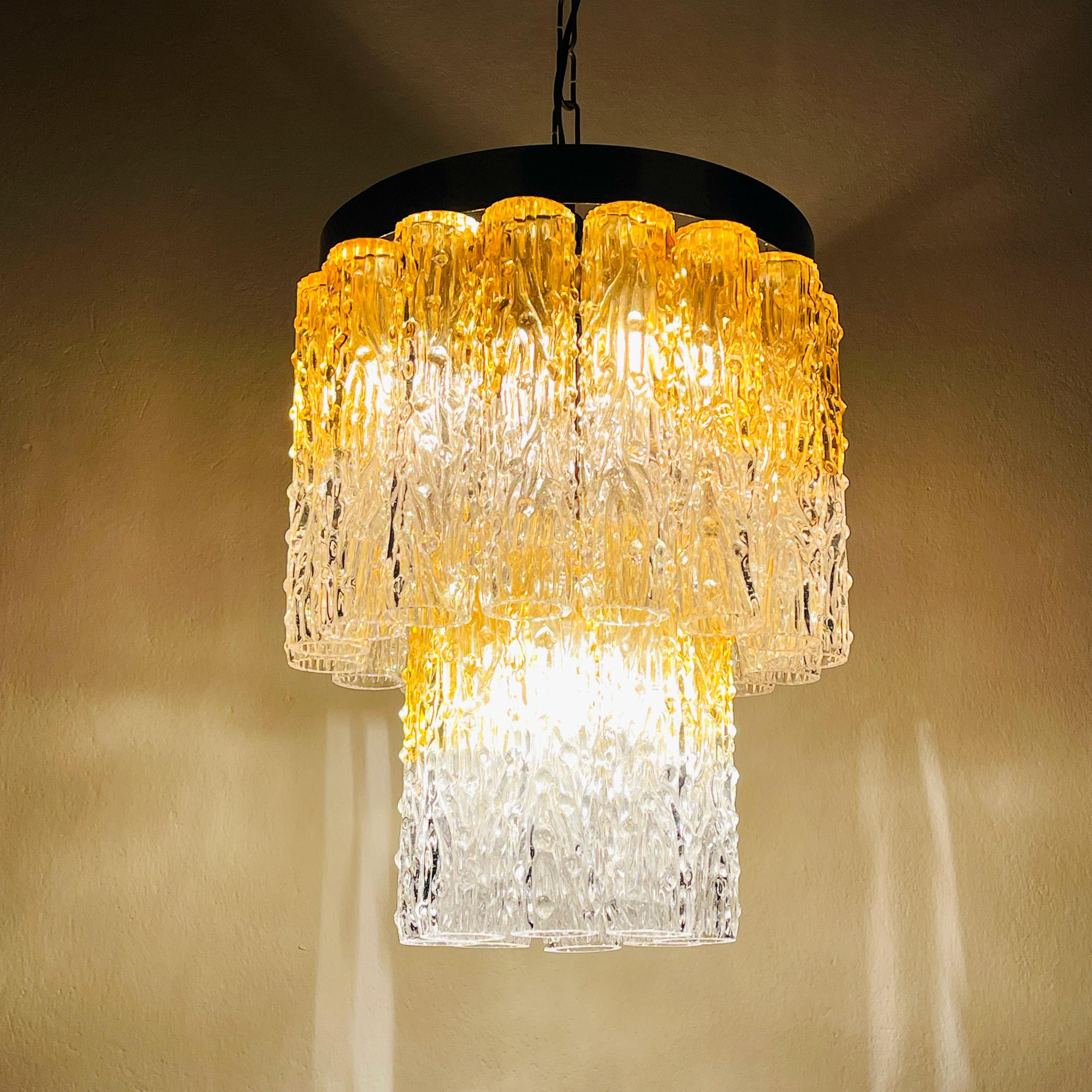 Mid-Century Modern Murano glass chandelier Tronchi by Toni Zuccheri for Venini Italy 1960s For Sale