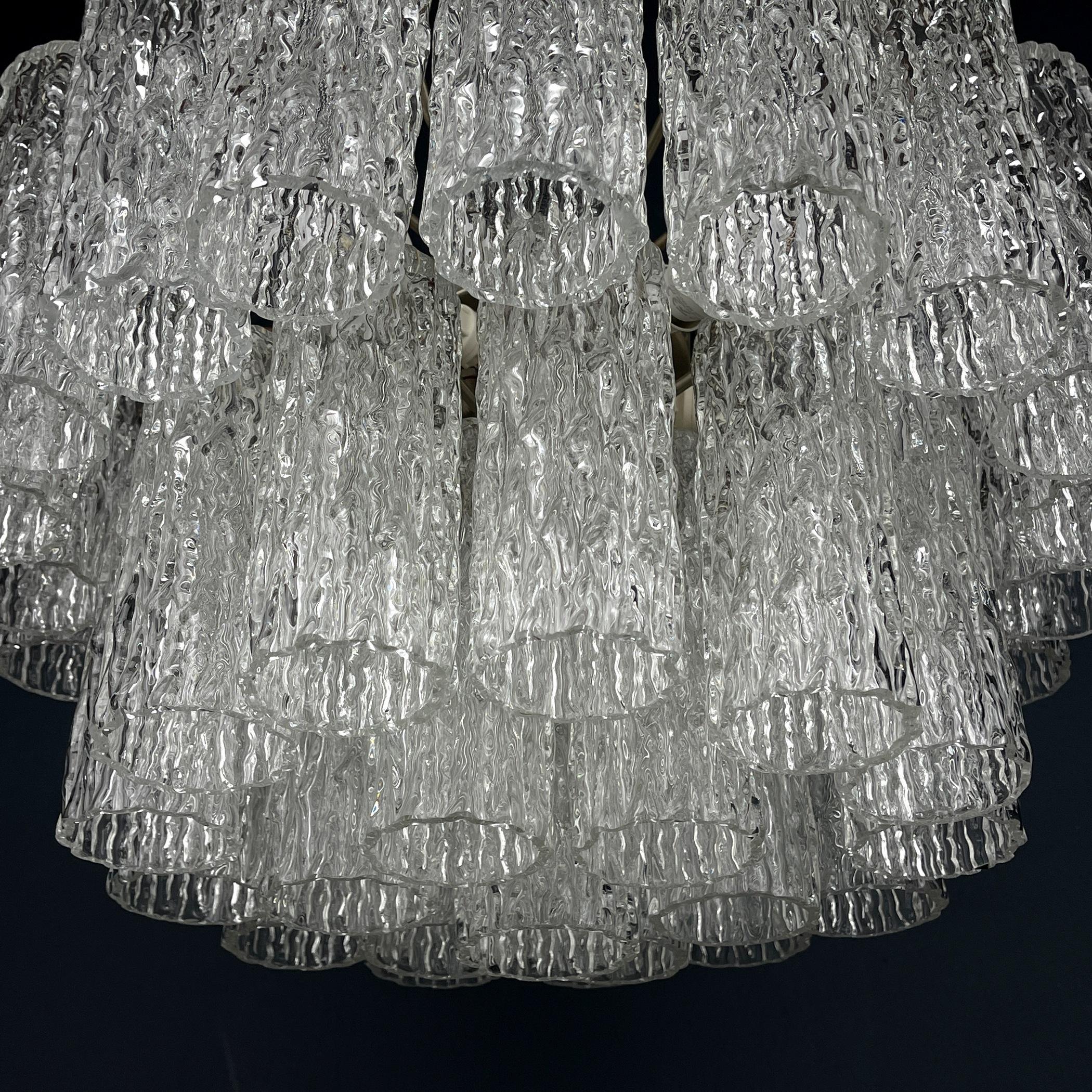 20th Century Murano glass chandelier Tronchi by Toni Zuccheri for Venini Italy 1960s For Sale