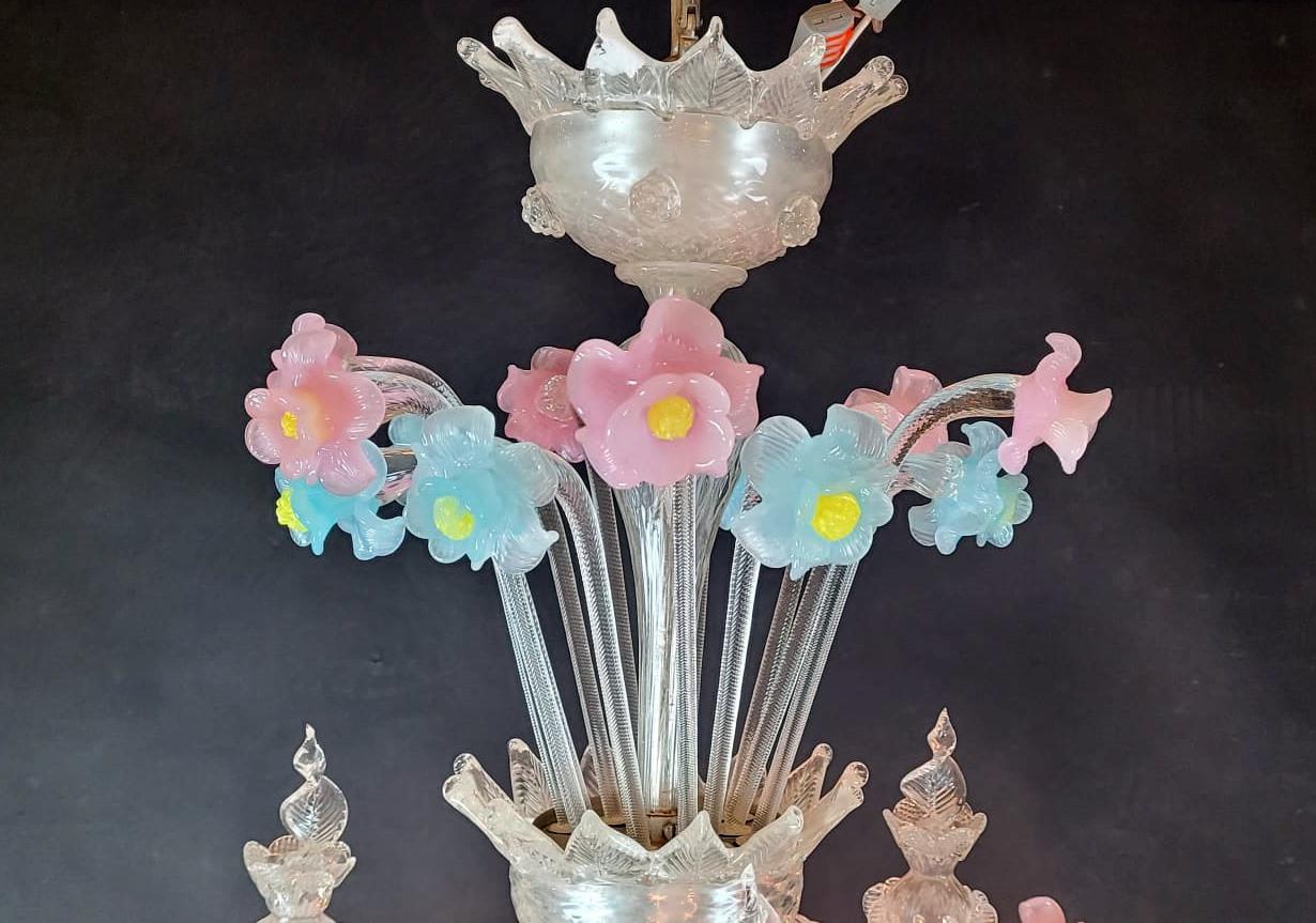 Lampadario in vetro di Murano con fiori,  Italia, 20 In condizioni buone in vendita a Brussels, BE