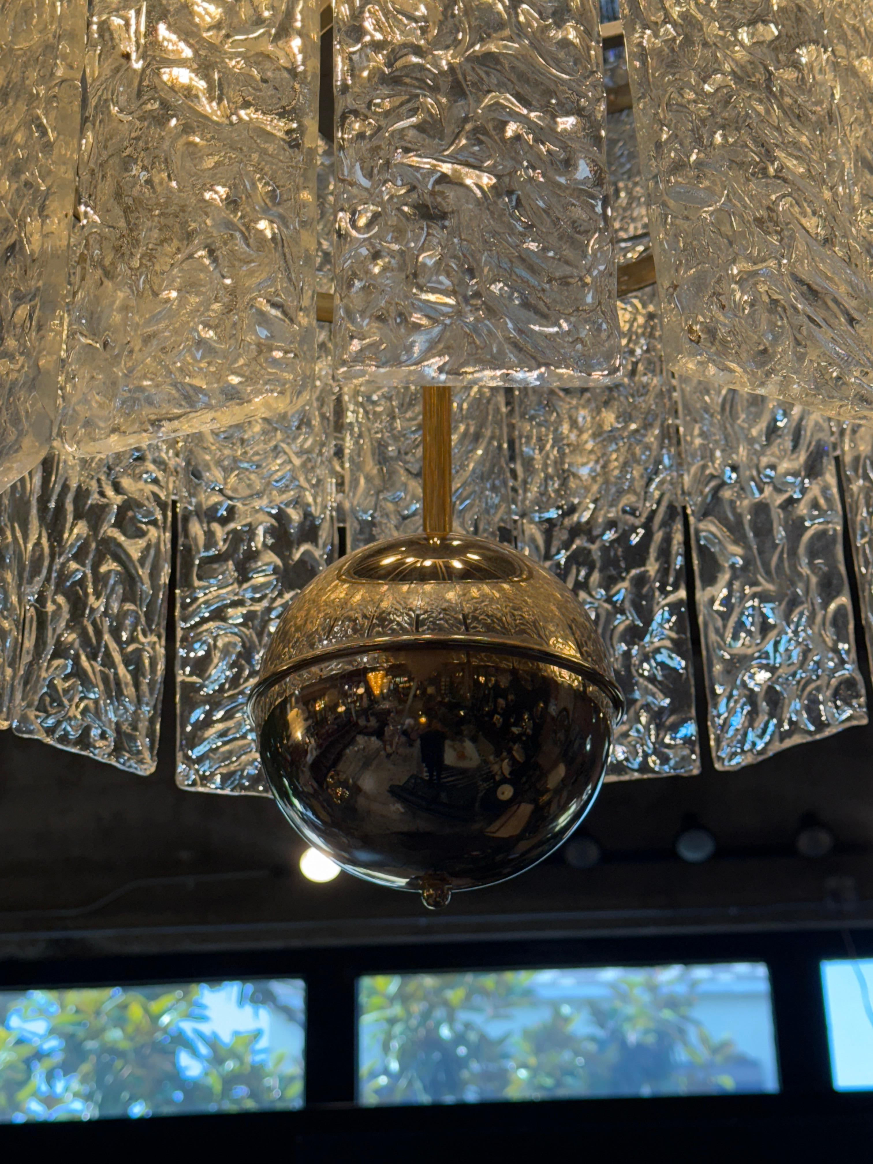 Murano Glass Chandelier with Textured Panels, Italy 1950s For Sale 1