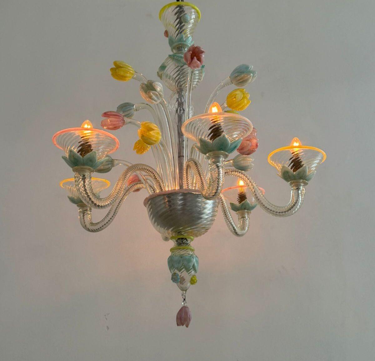 Murano Glass Chandelier with Tulips attributed to Seguso, Italy 1930s For Sale 6