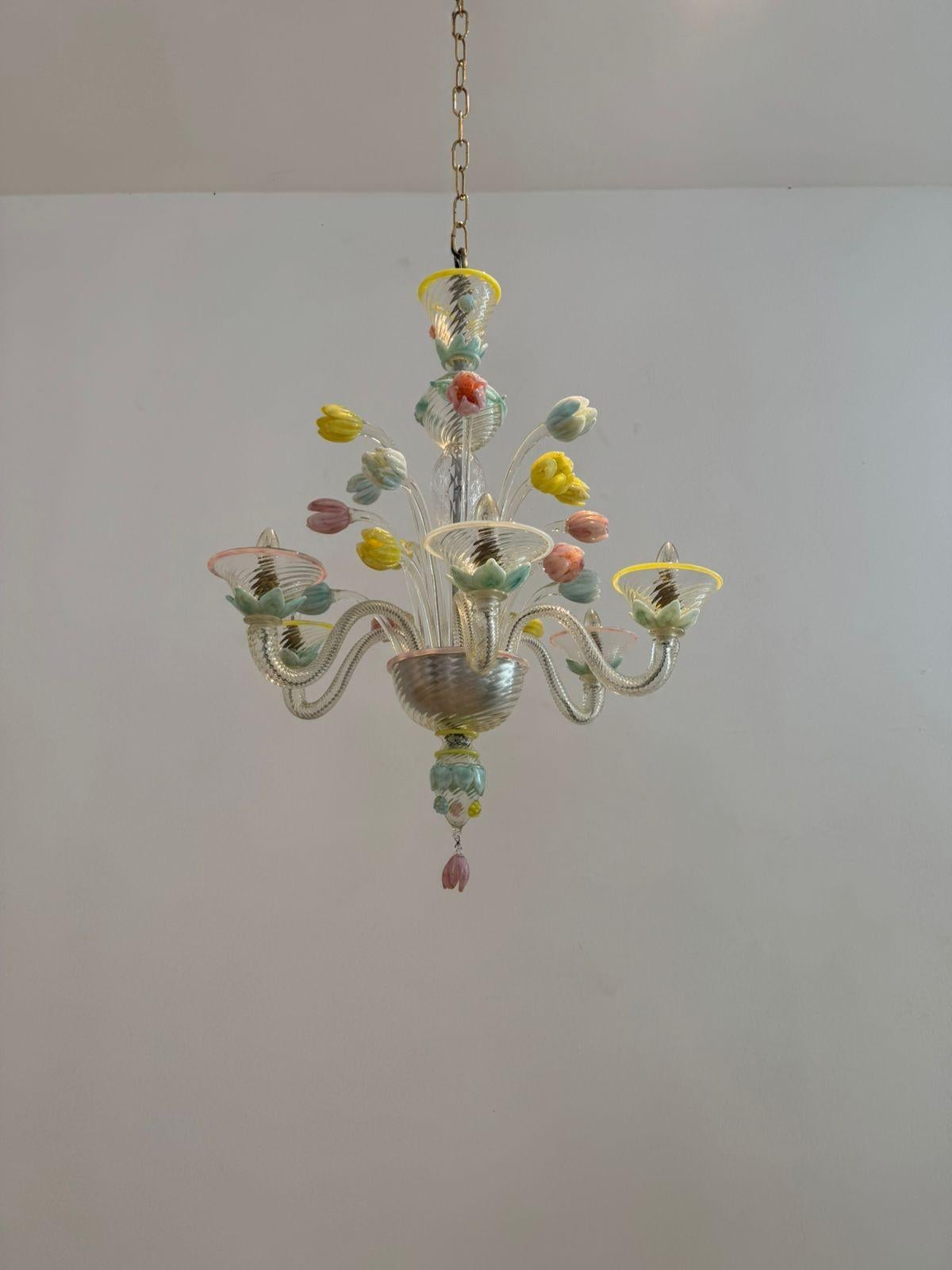 Italian Murano Glass Chandelier with Tulips attributed to Seguso, Italy 1930s