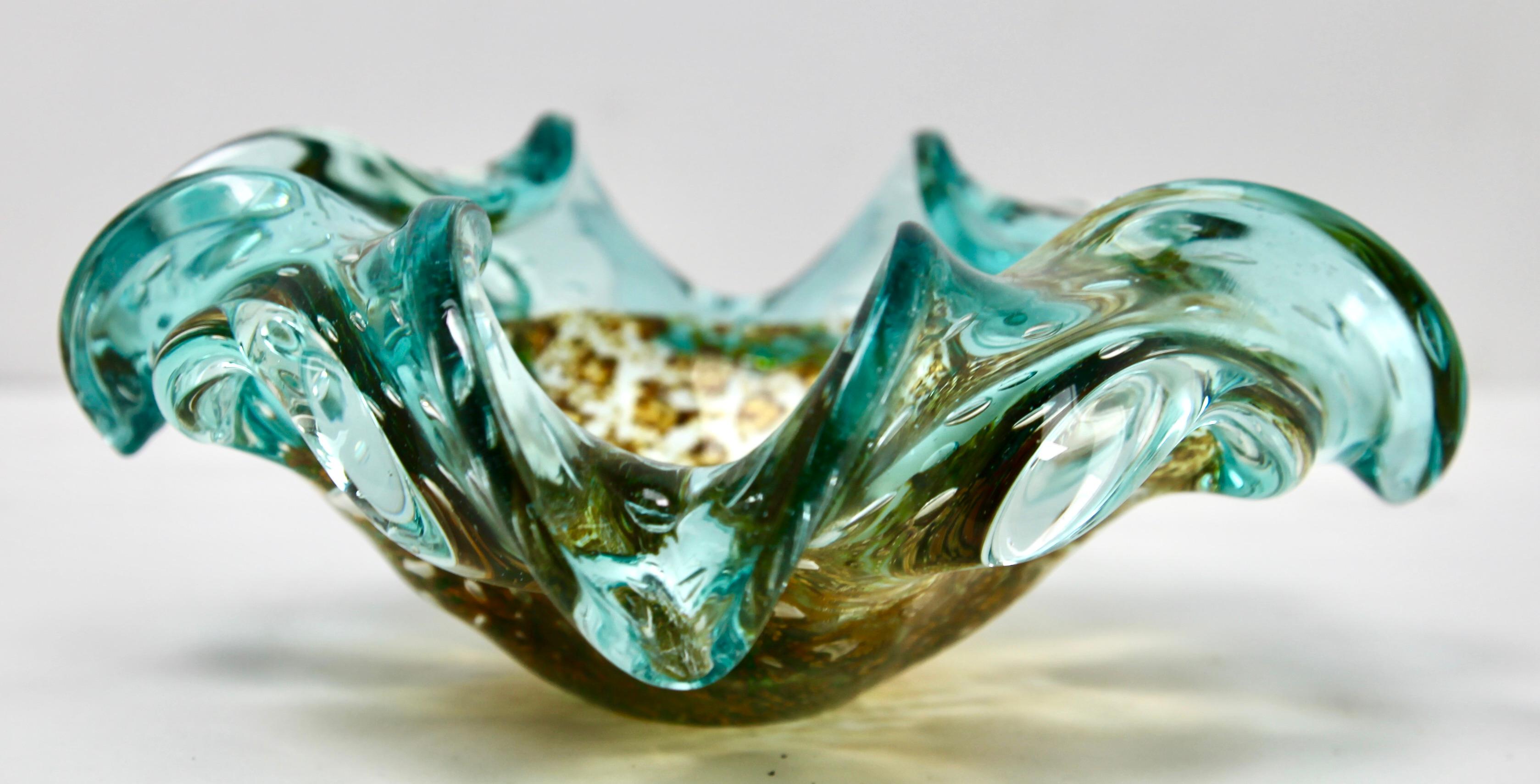 Mid-20th Century Murano Glass Chartreuse and Gold Fleck Ruffle Biomorphic Bowls of 1950s