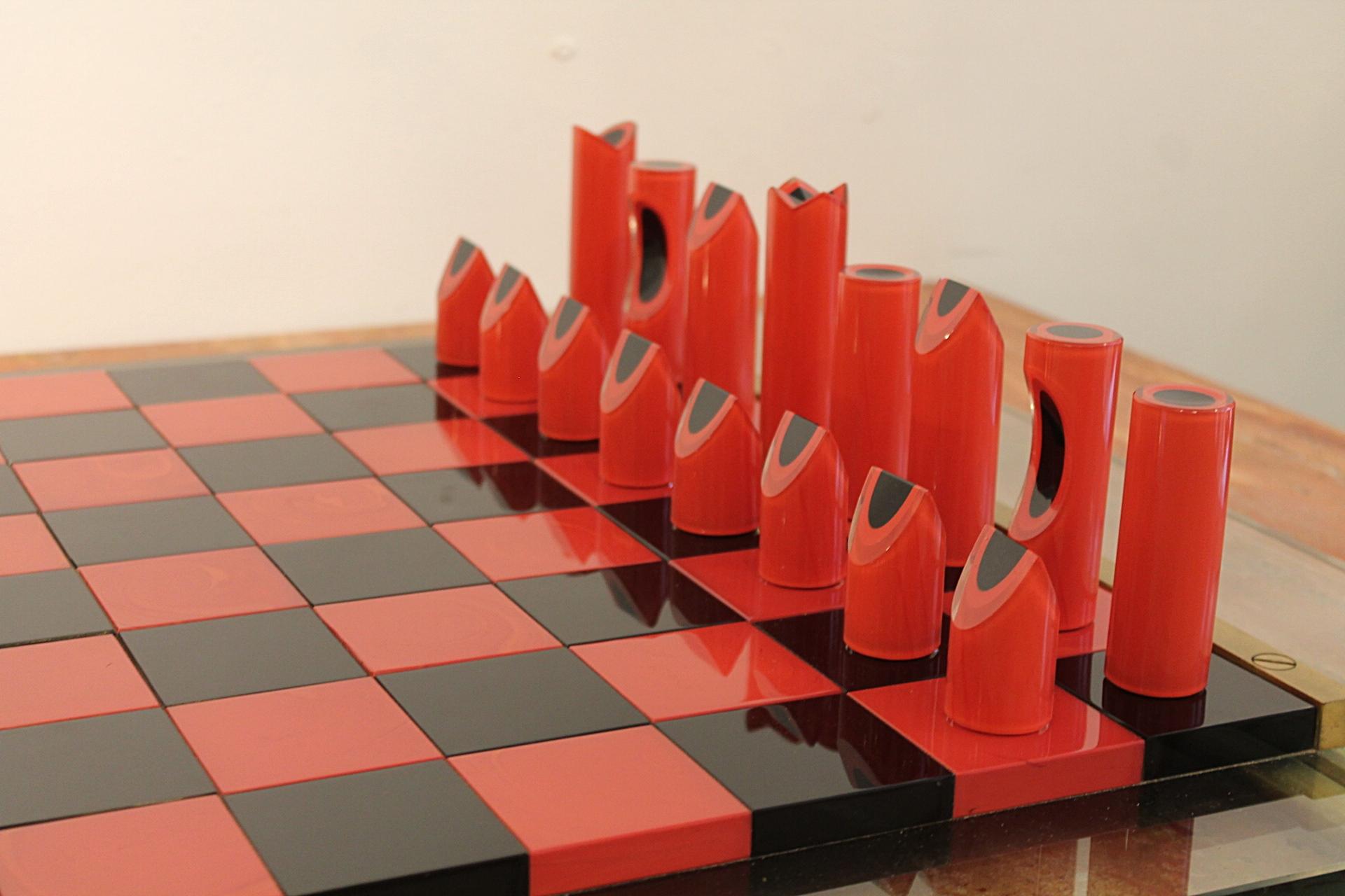 Murano Glass Chess Game by Mario Ticco for VeArt, Italy, 1983 In Good Condition In Brussels, BE
