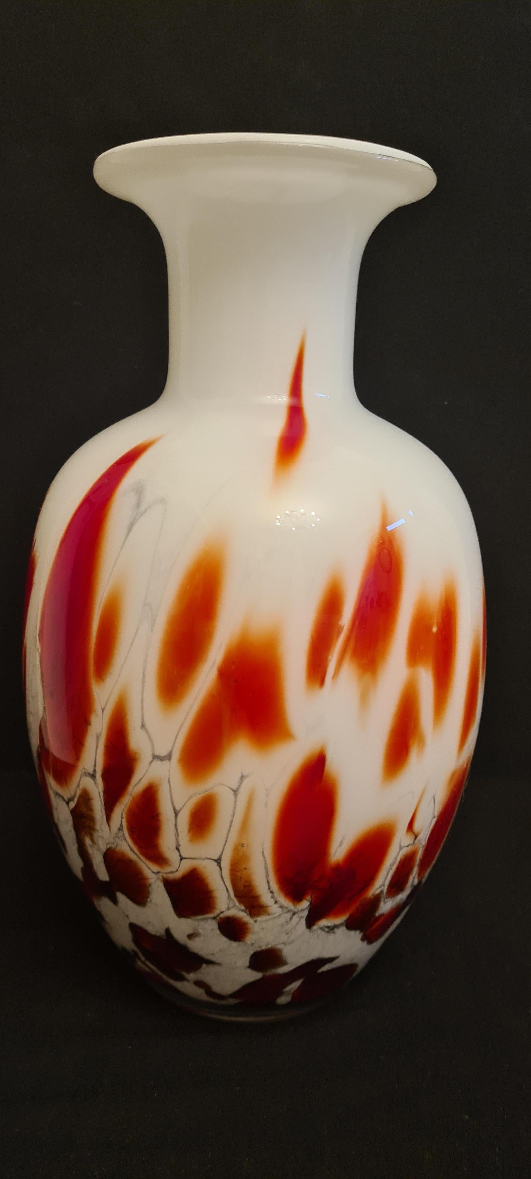 Vaso Cinesi in vetro di Murano, Carlo Moretti In condizioni ottime in vendita a Grantham, GB
