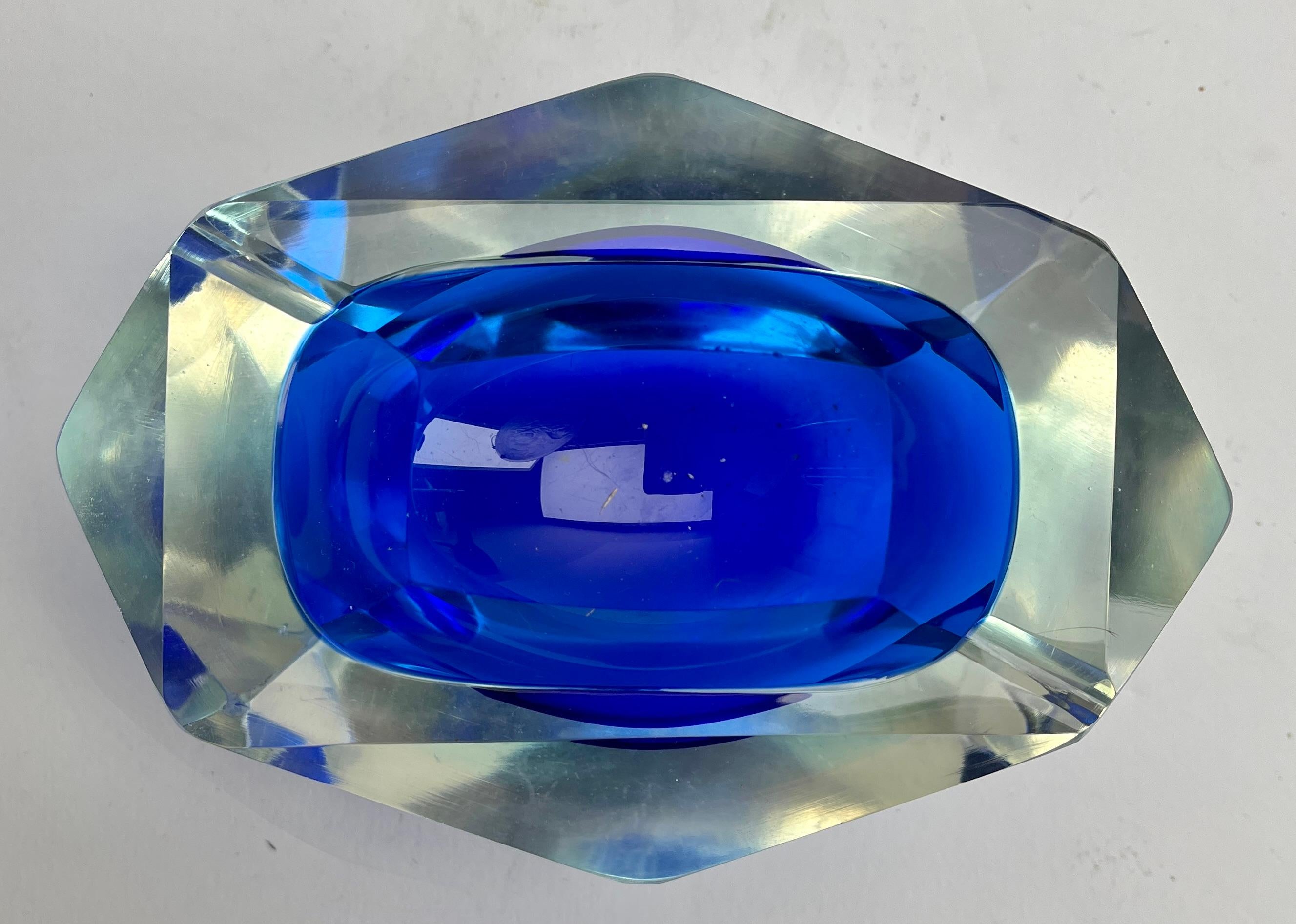 Mid-Century Modern Murano Glass Cobalt. Bowl by Flavio Poli for Seguso. For Sale