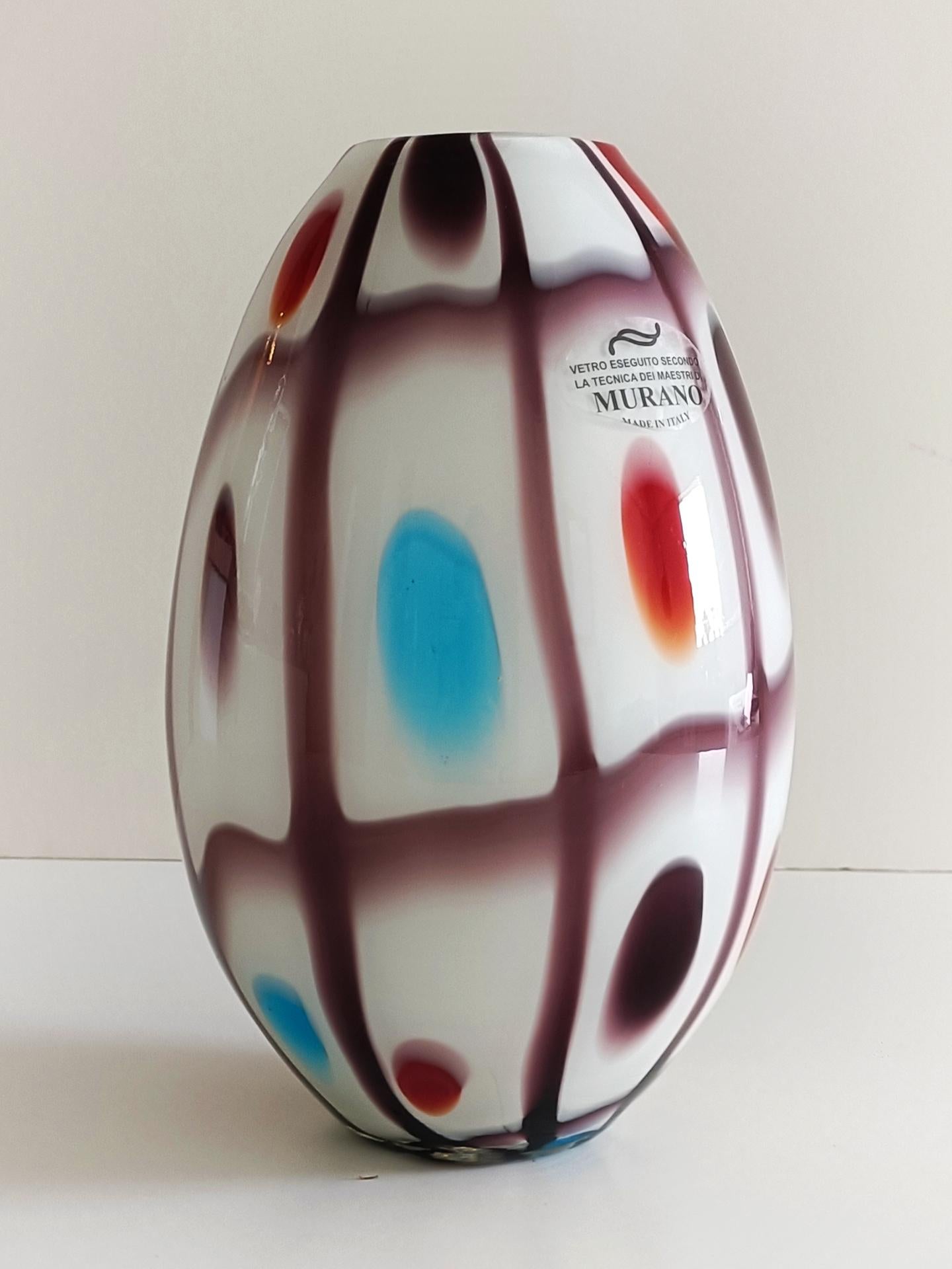 Murano-Glas Bunte eiförmige Vase im Stil von A.VE.M, 1960er Jahre im Angebot 10
