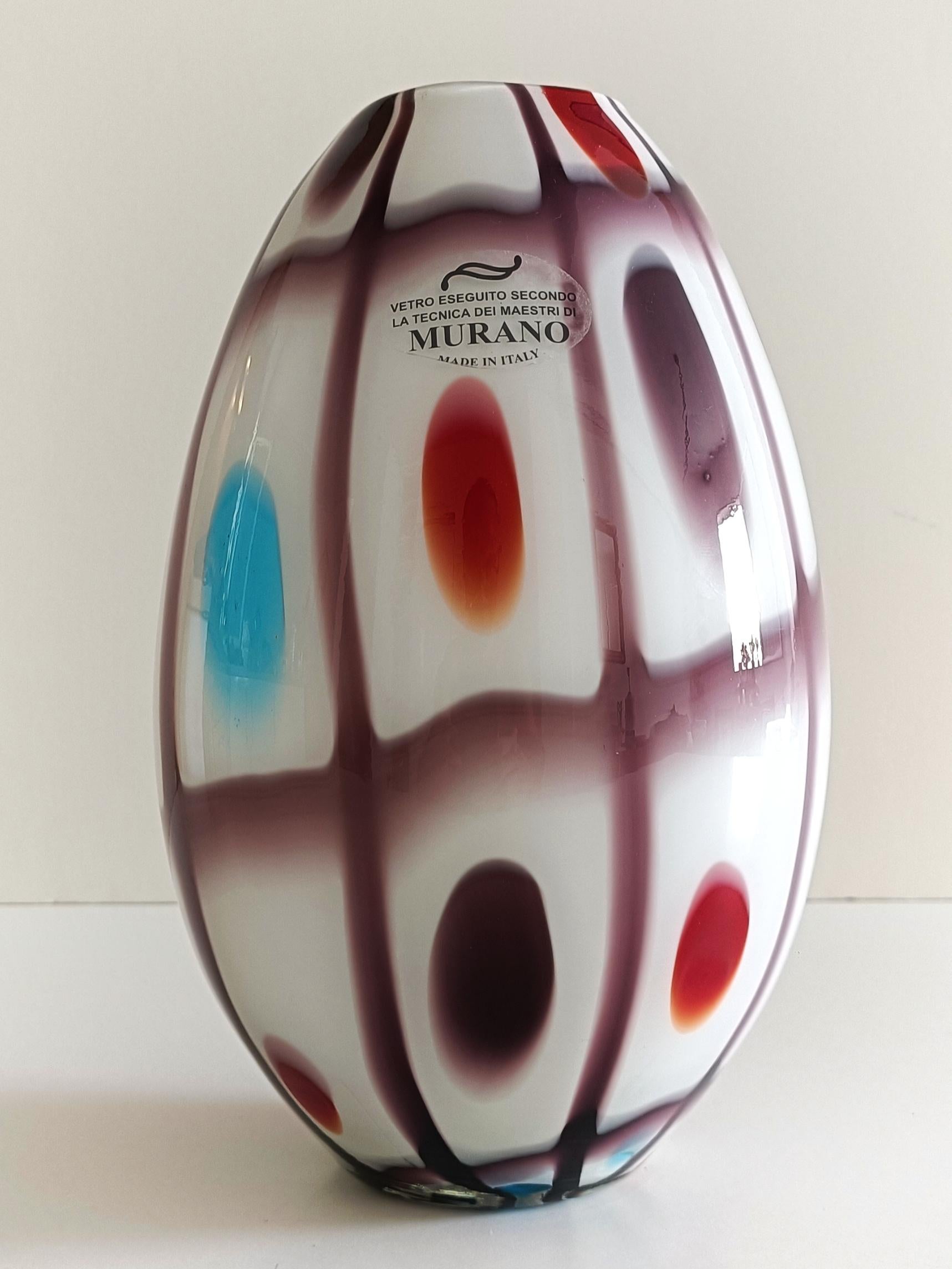 Murano-Glas Bunte eiförmige Vase im Stil von A.VE.M, 1960er Jahre im Angebot 9