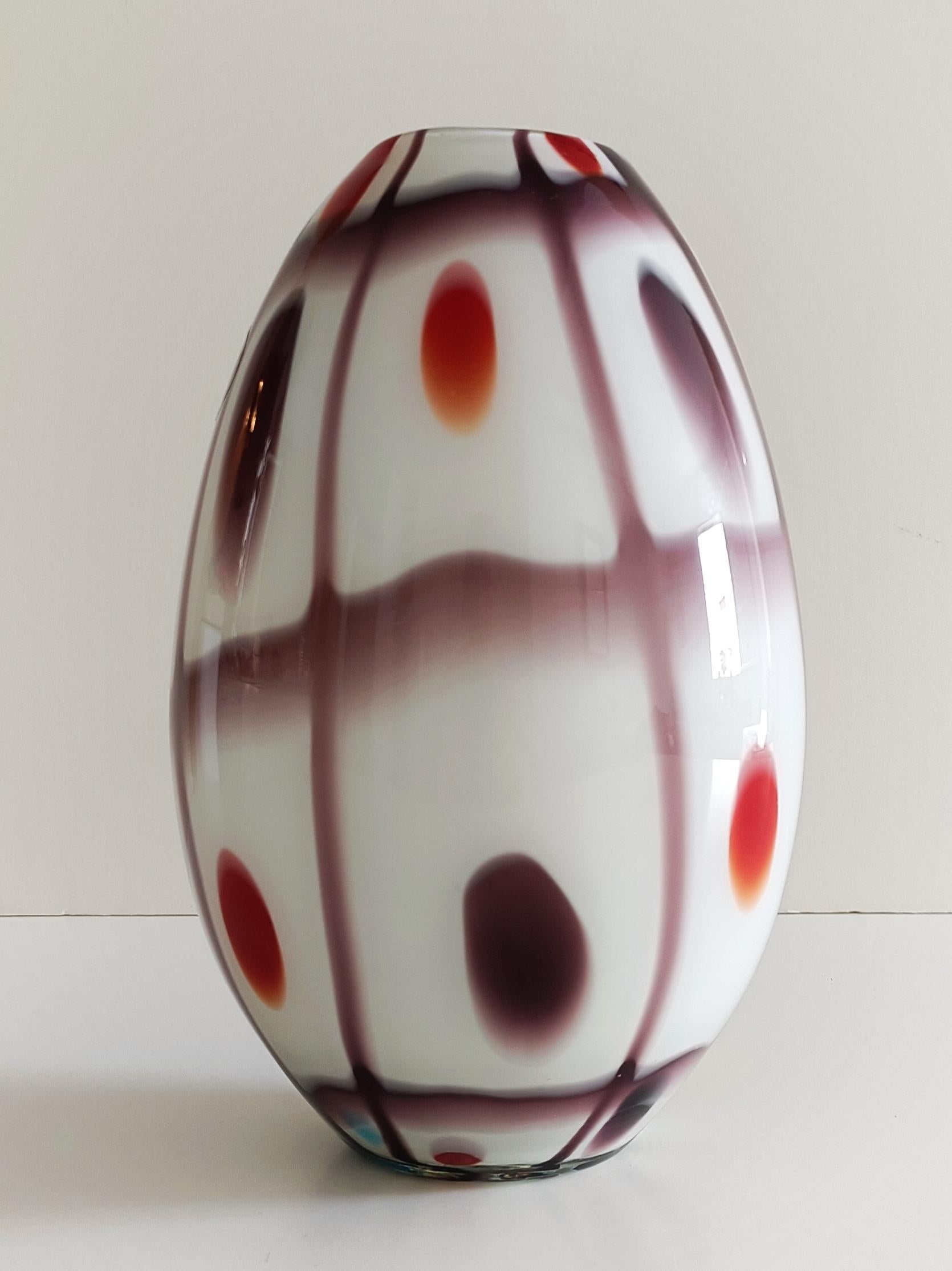 Murano-Glas Bunte eiförmige Vase im Stil von A.VE.M, 1960er Jahre im Angebot 12