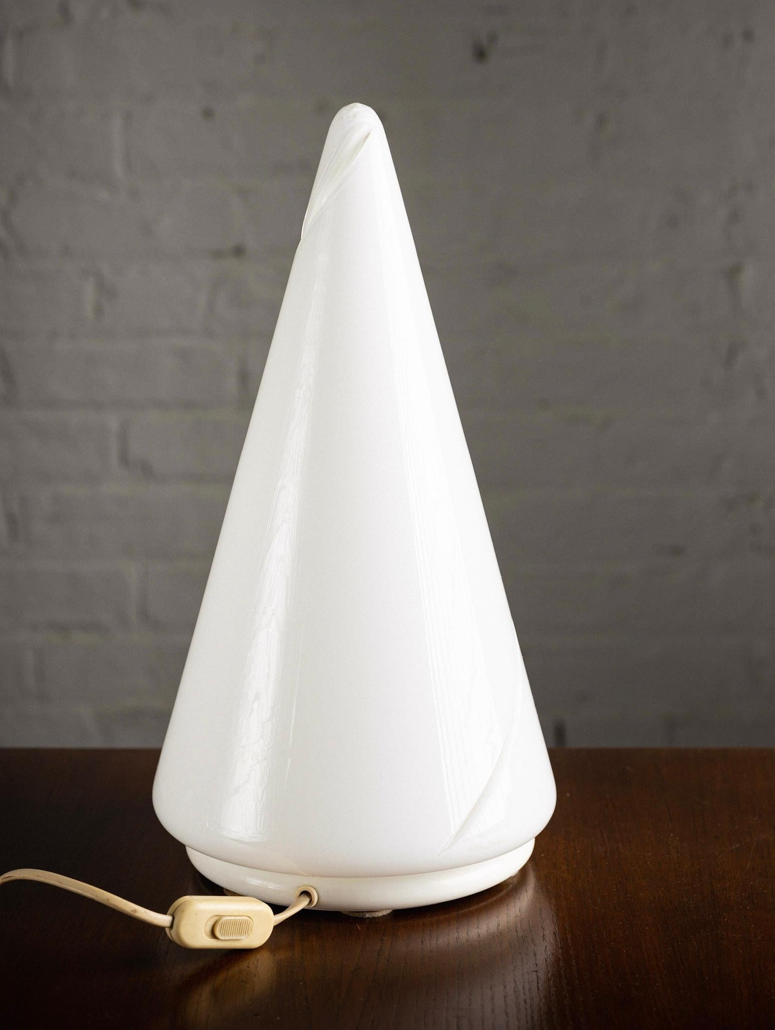 Post-Modern Murano Glass Cone Lamp by Res De Majo, for De Majo Luce For Sale