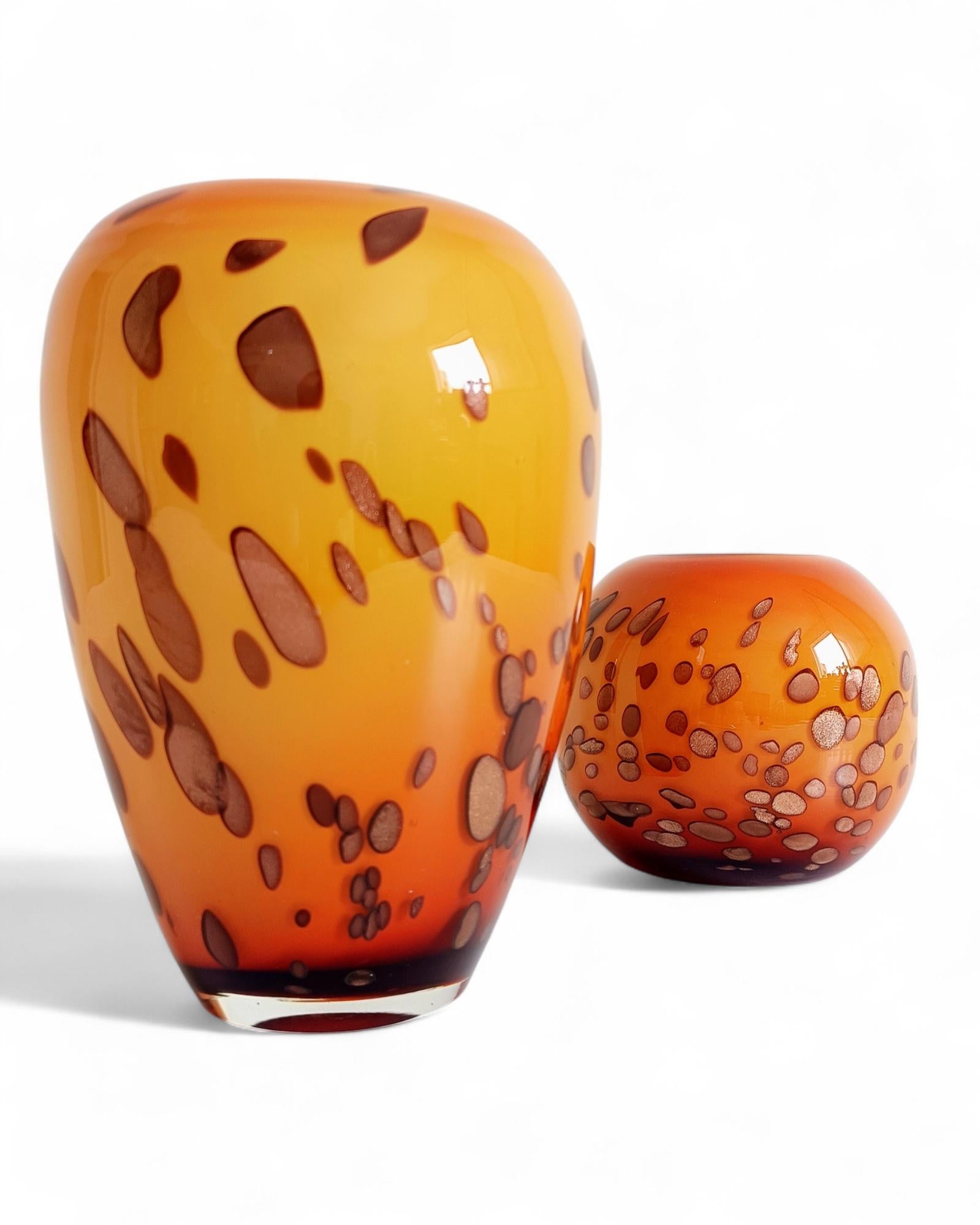 Murano Glas Cooper Goldflecken Paar mundgeblasene Vasen, Italien, 1960er Jahre im Angebot 4