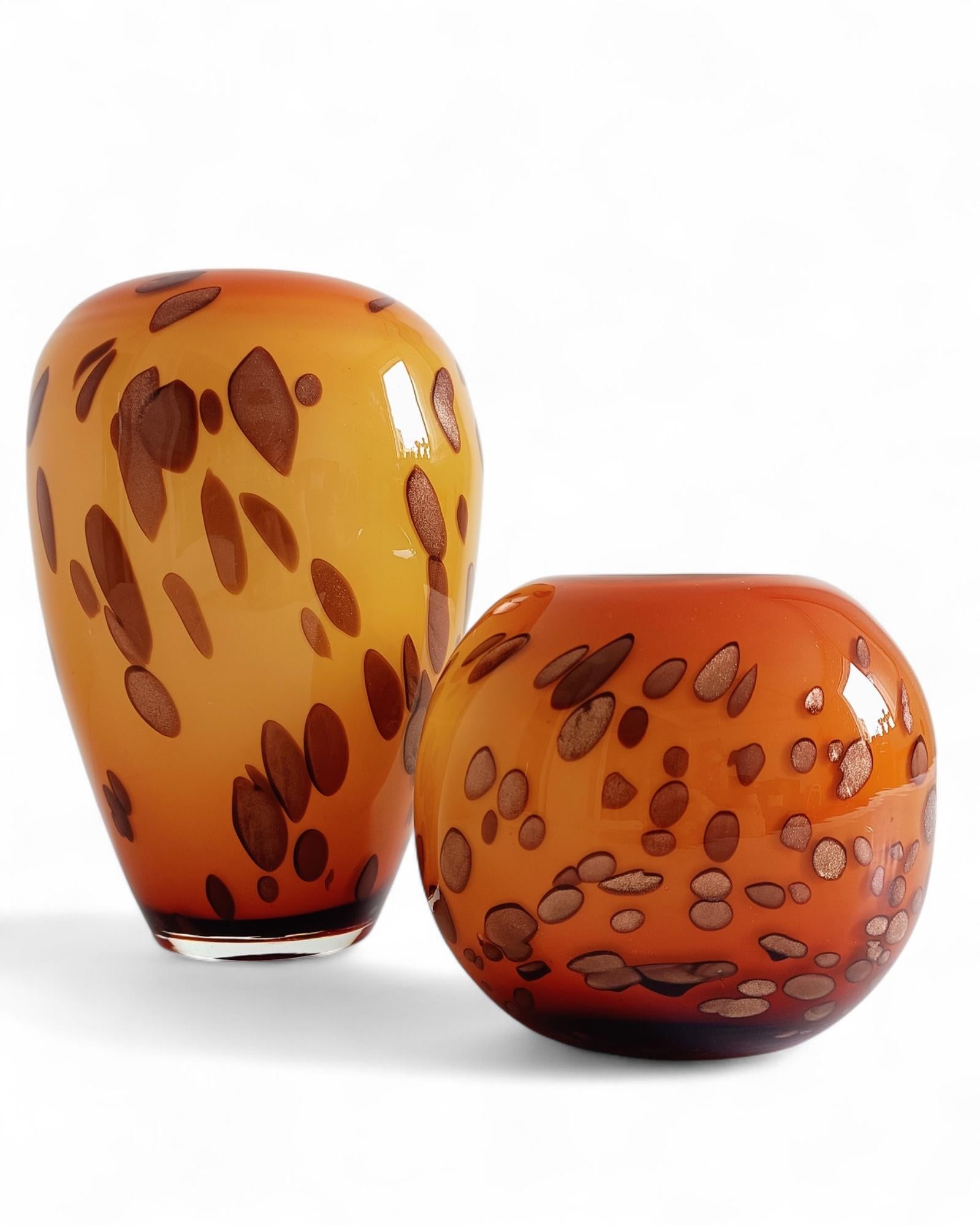 Murano Glas Cooper Goldflecken Paar mundgeblasene Vasen, Italien, 1960er Jahre im Angebot 7