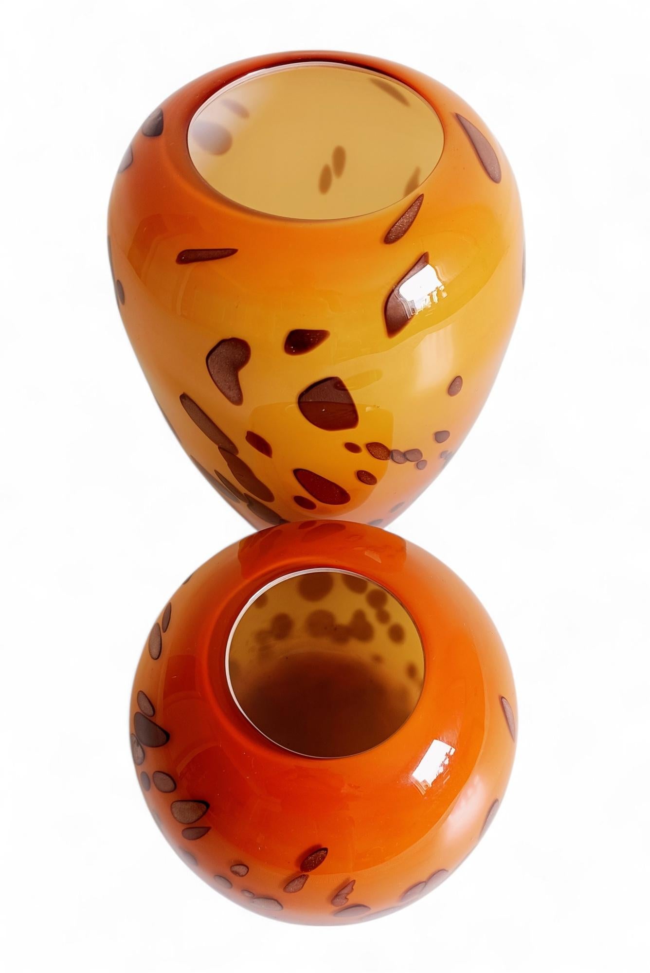 Murano Glas Cooper Goldflecken Paar mundgeblasene Vasen, Italien, 1960er Jahre im Angebot 11