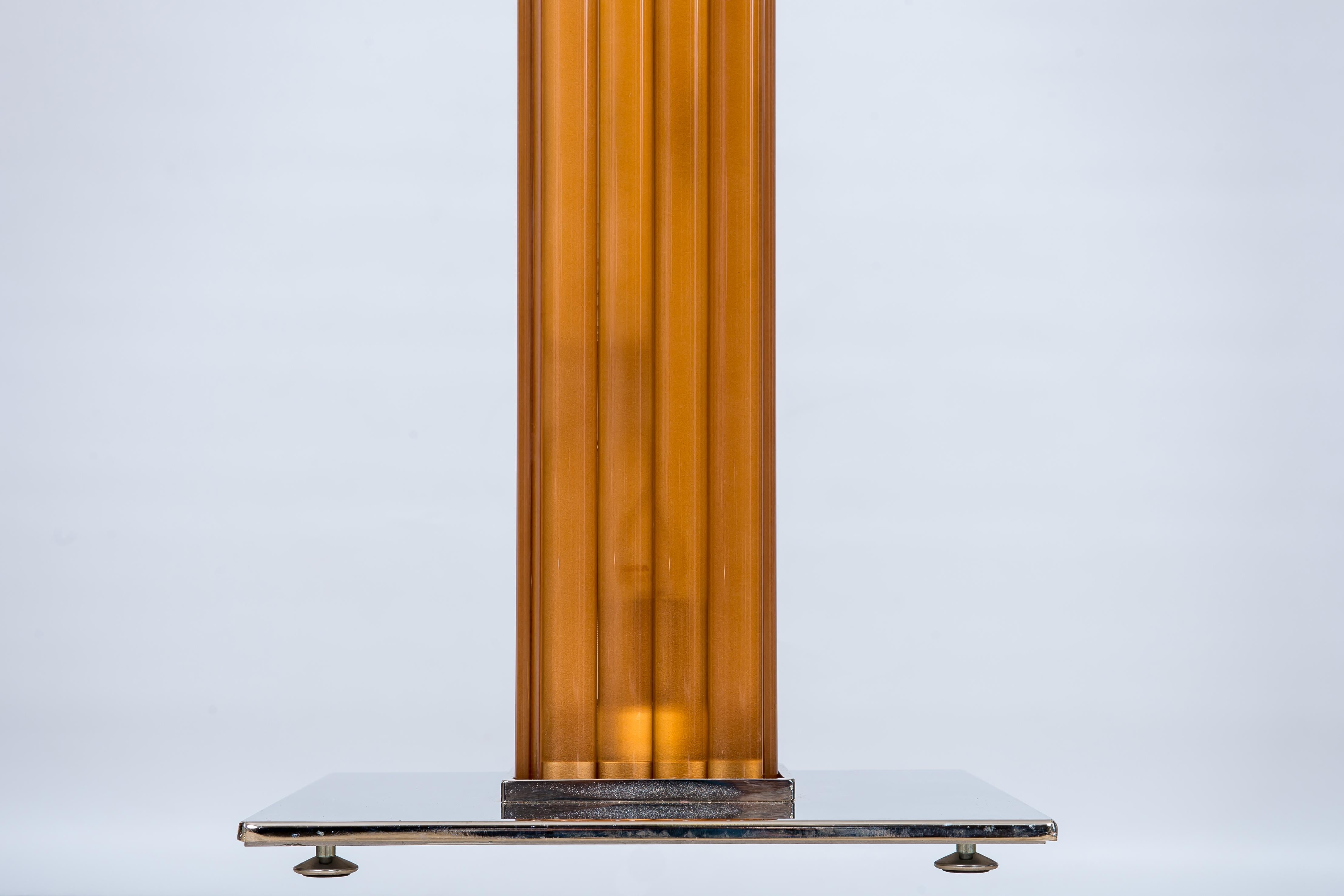 Lámpara de pie Deco de cristal de Murano con chorro de arena y color ámbar, Italia Italiano en venta