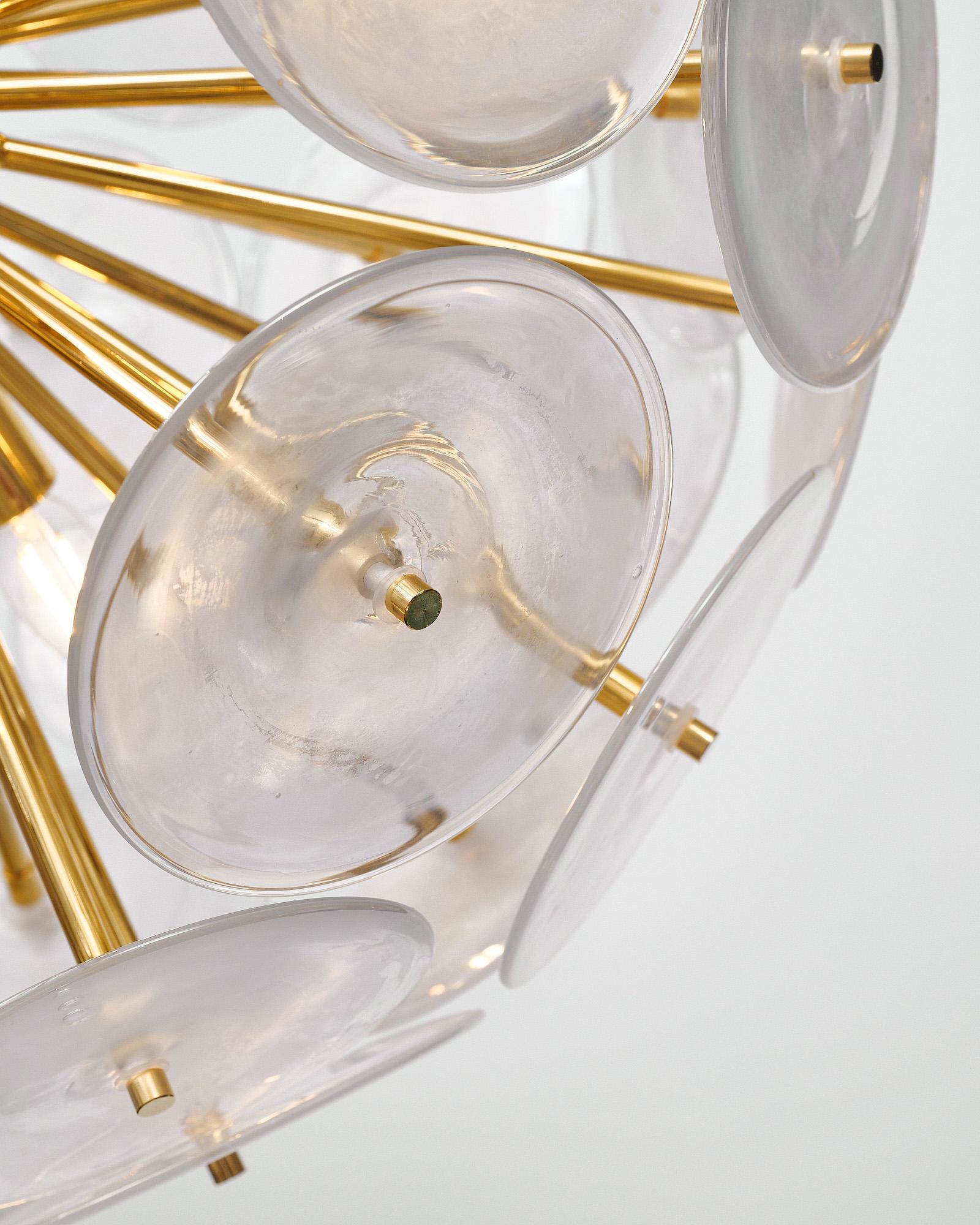 XXI secolo e contemporaneo Lampadario Sputnik iridescente a disco in vetro di Murano in vendita