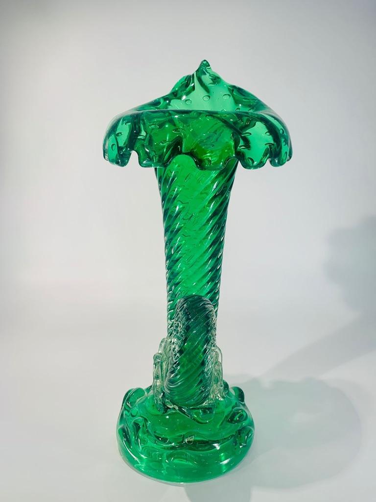 Appliqué Large Murano glass emerald green circa 1950 