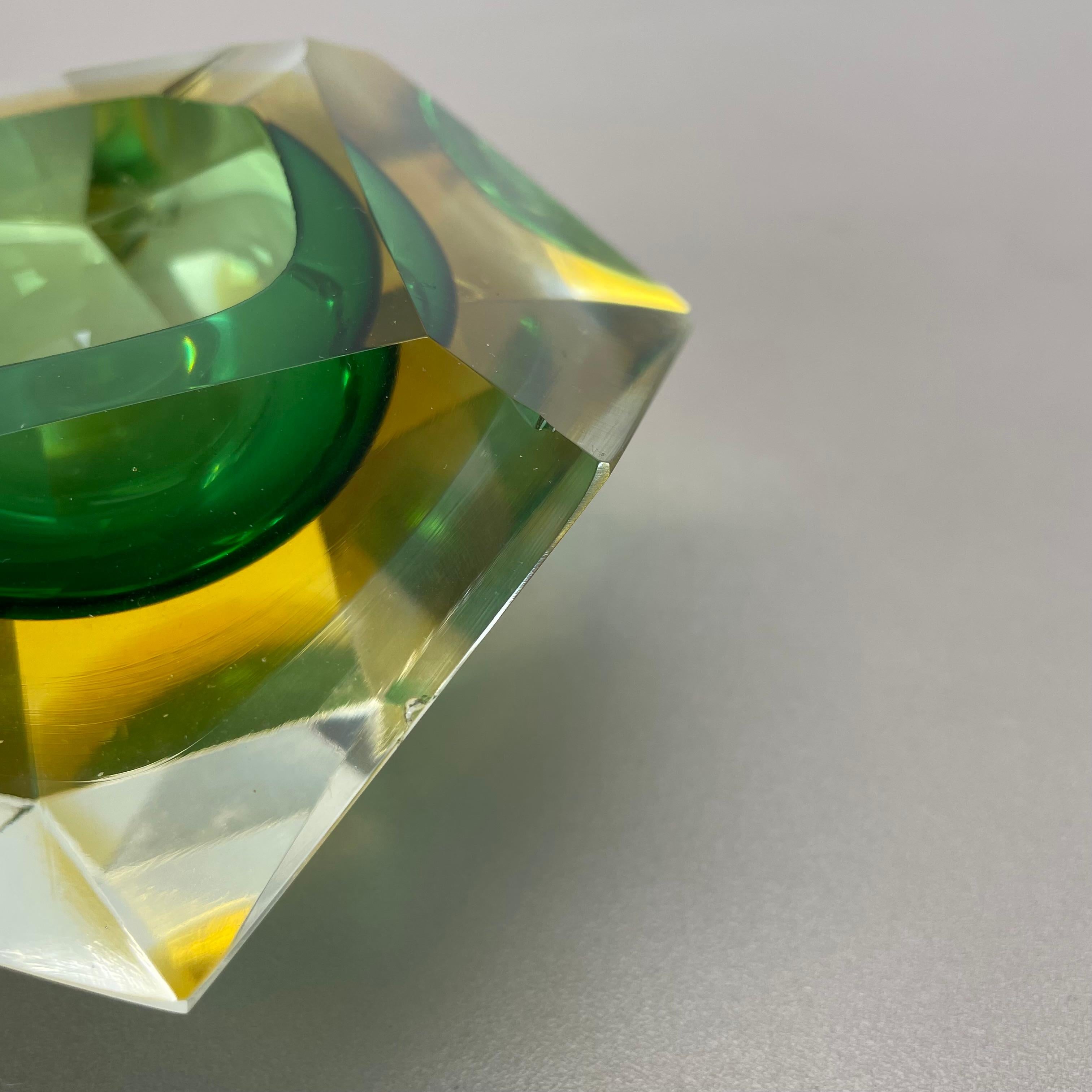 Cendrier Sommerso en verre de Murano à facettes diamantées, Murano, Italie, 1970 en vente 5