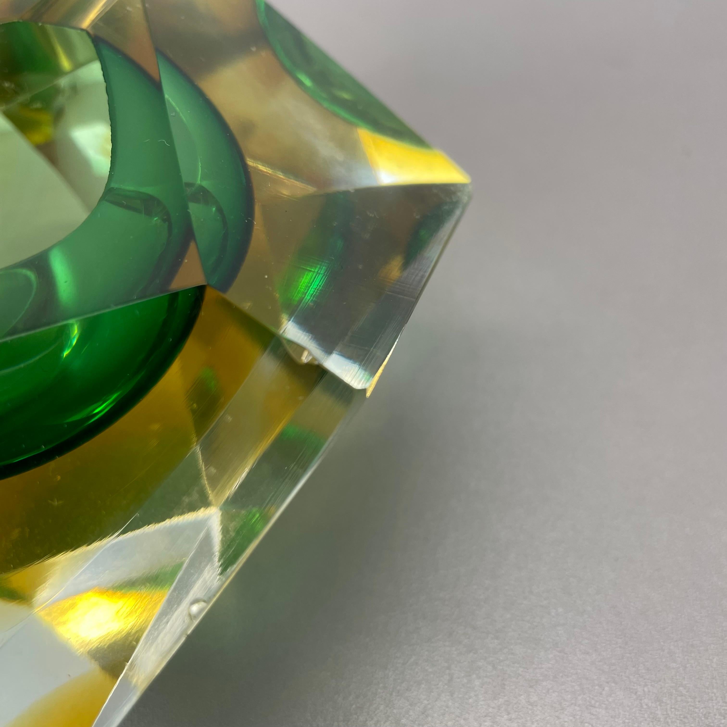 Cendrier Sommerso en verre de Murano à facettes diamantées, Murano, Italie, 1970 en vente 6