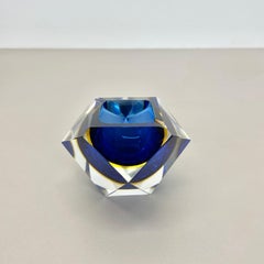 Murano Glass Faceted "diamond" Sommerso Bowl Element Ashtray Murano Italy, 1970s