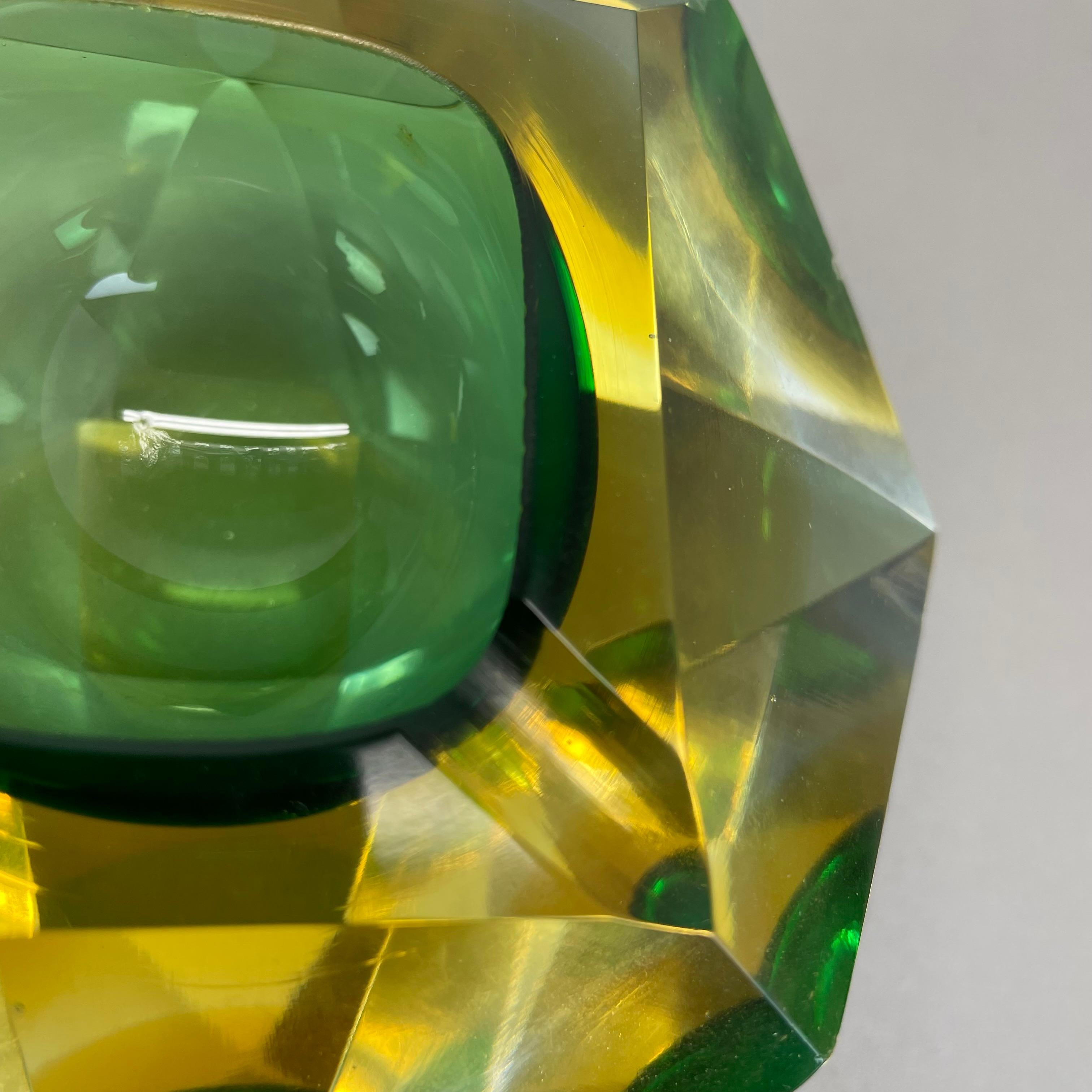 Cendrier Sommerso en verre de Murano à facettes diamantées, Murano, Italie, 1970 en vente 1