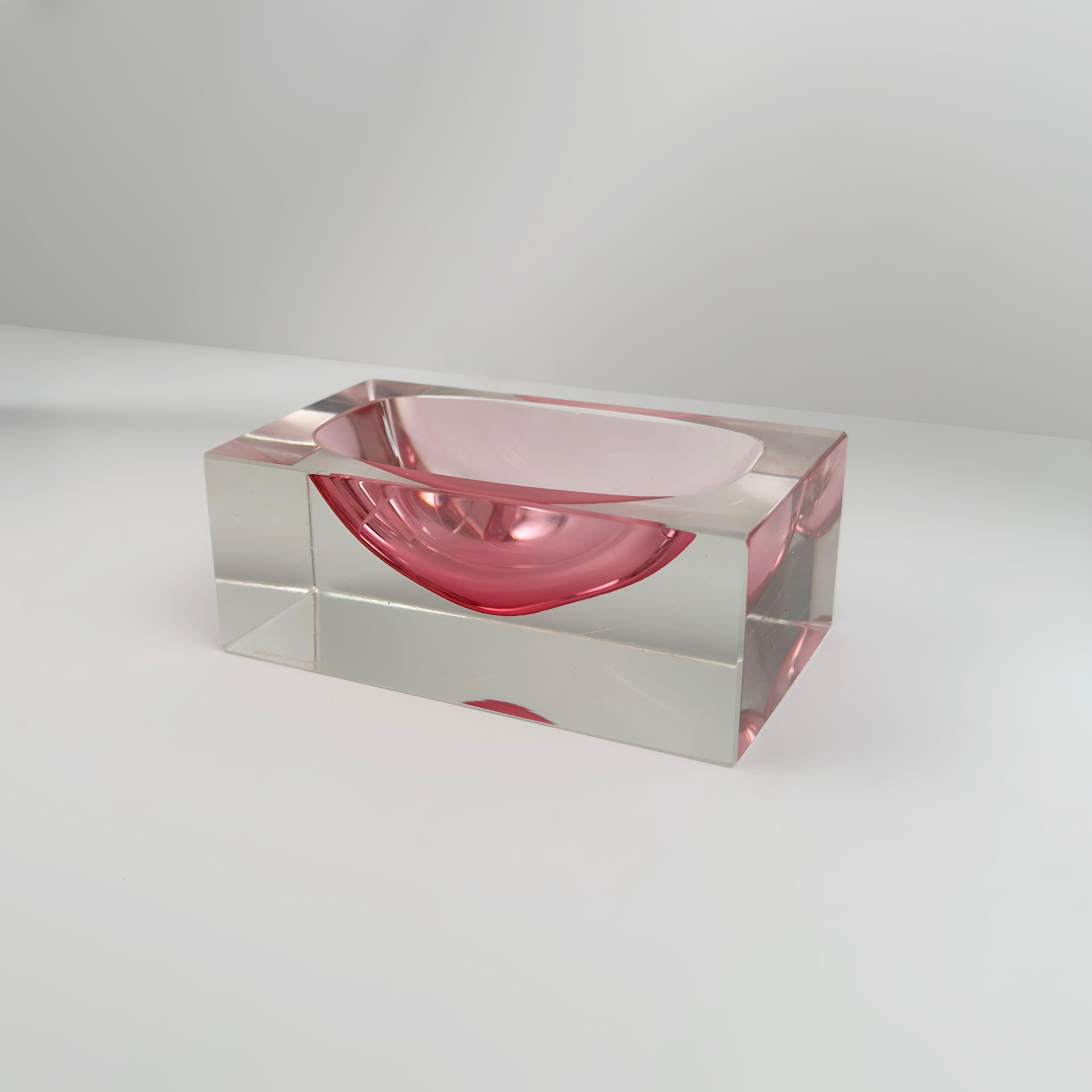 Murano Glass Faceted Rectangular Block Bowl in Pink, 1980s For Sale 6