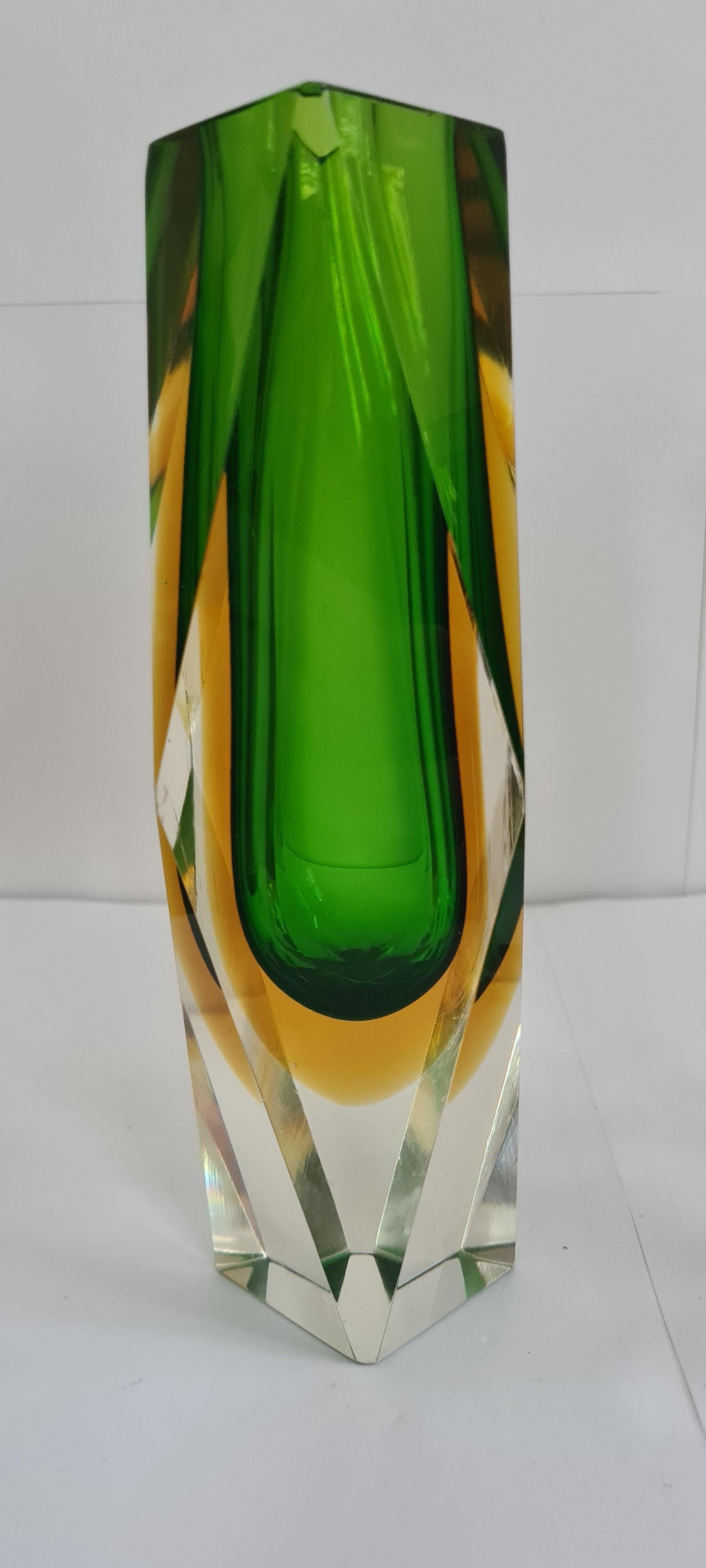 Beautiful vitange murano glass faceted somerso set 3 vase and one caviar bowl green yellow and clear attributed to Flavio Poli years 1950-60 perfect condition.