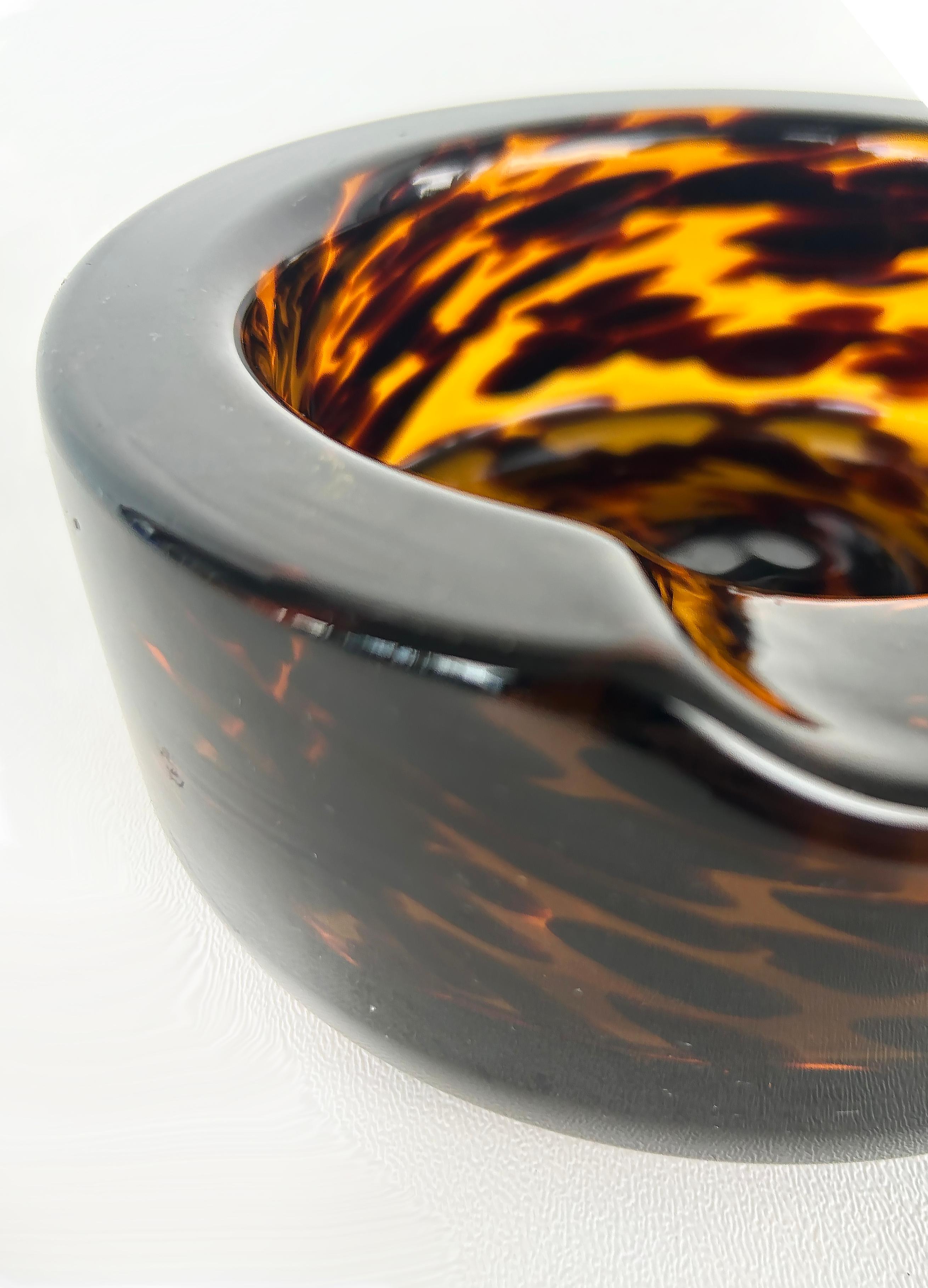 Murano Glass Faux Tortoise Shell Round Ashtray, Mid-Century to-late 20th Century 2