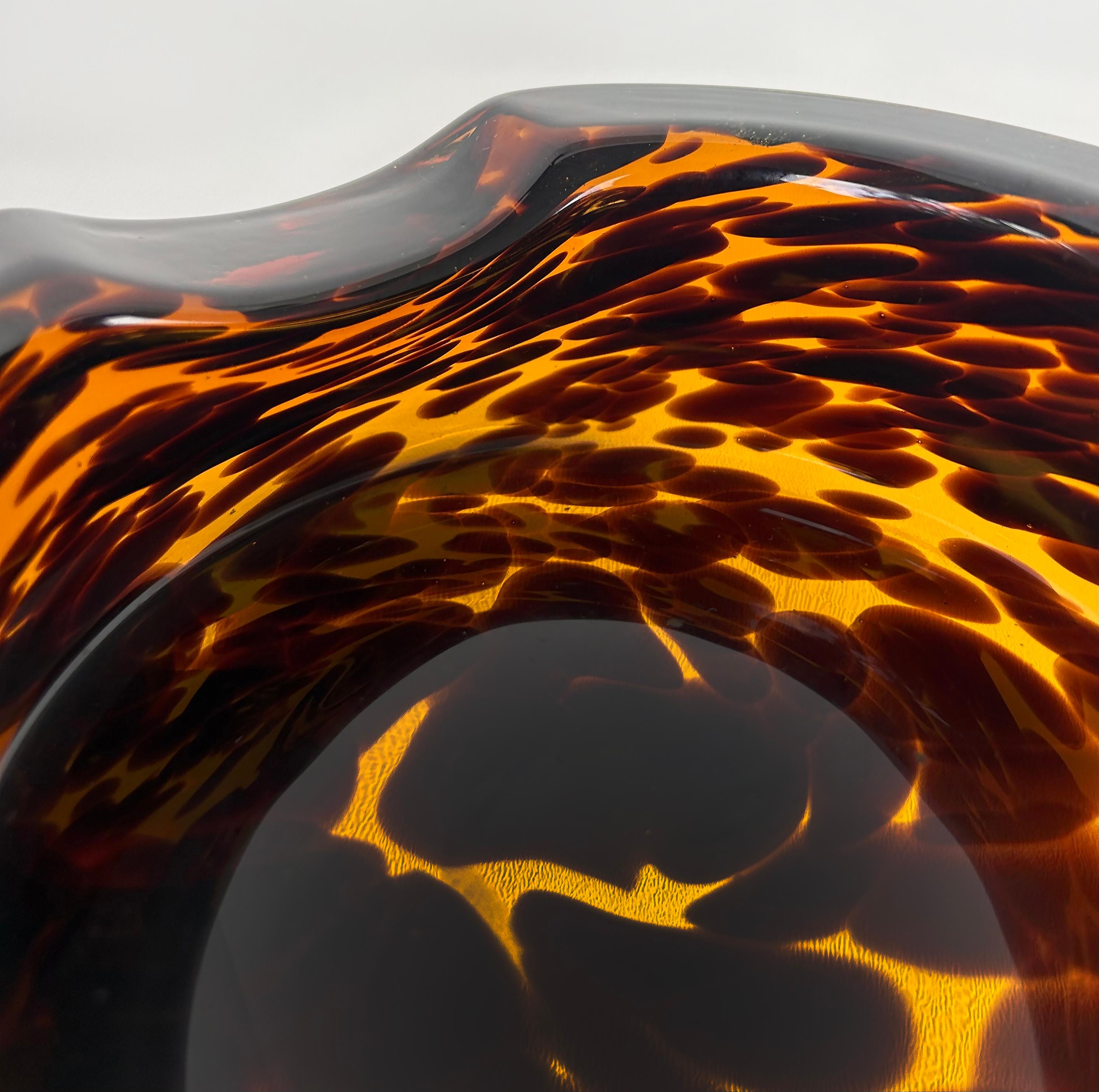 Murano Glass Faux Tortoise Shell Round Ashtray, Mid-Century to-late 20th Century 4
