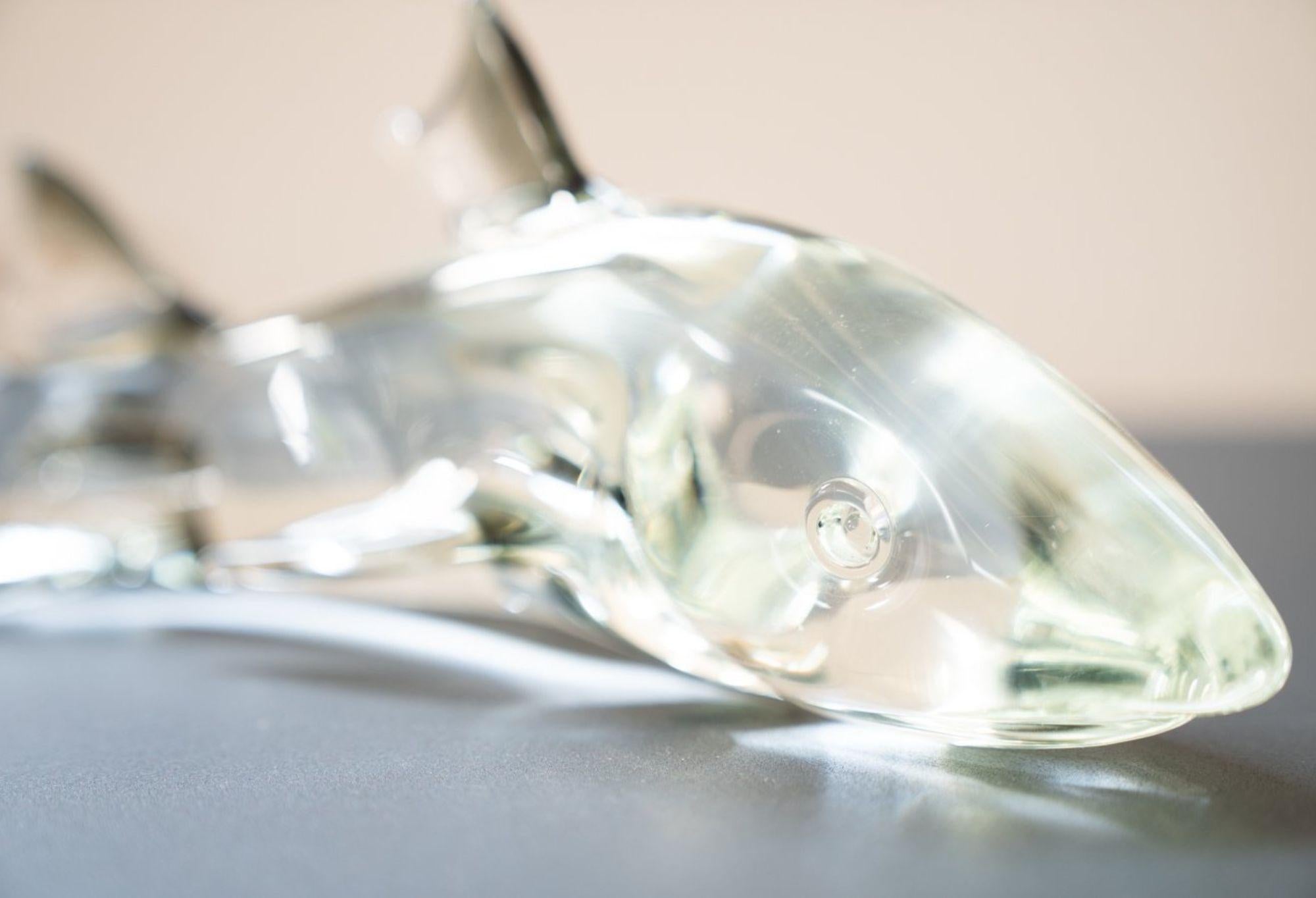 Murano Glass Fish Sculpture, 1980s – A Captivating Italian Masterpiece

Bring a splash of artistry and elegance into your space with this stunning Murano glass fish sculpture from the 1980s. A striking representation of Murano’s legendary