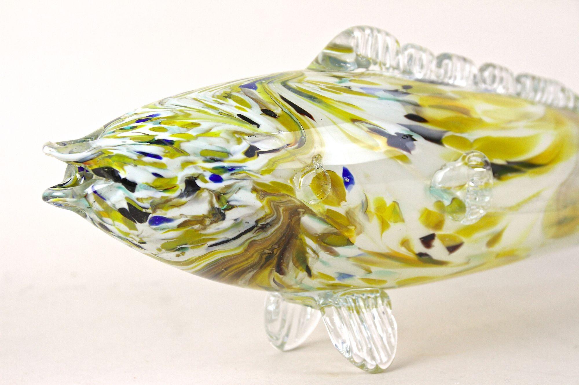 Mid-Century moderno Scultura di pesce in vetro di Murano - Multicolore, metà secolo, Italia, 1950 ca. in vendita