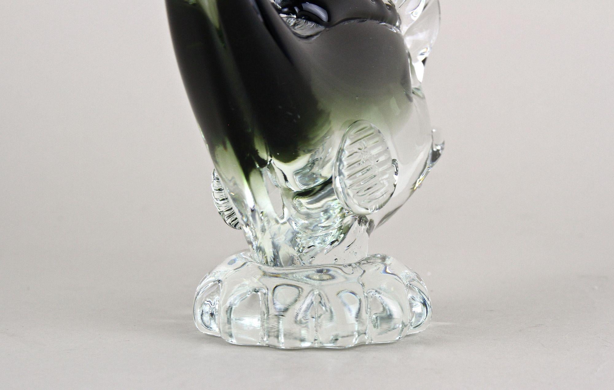 Murano Glass Fish Sculpture - Olive Green/ Clear Glass, Italy circa 1970 For Sale 2